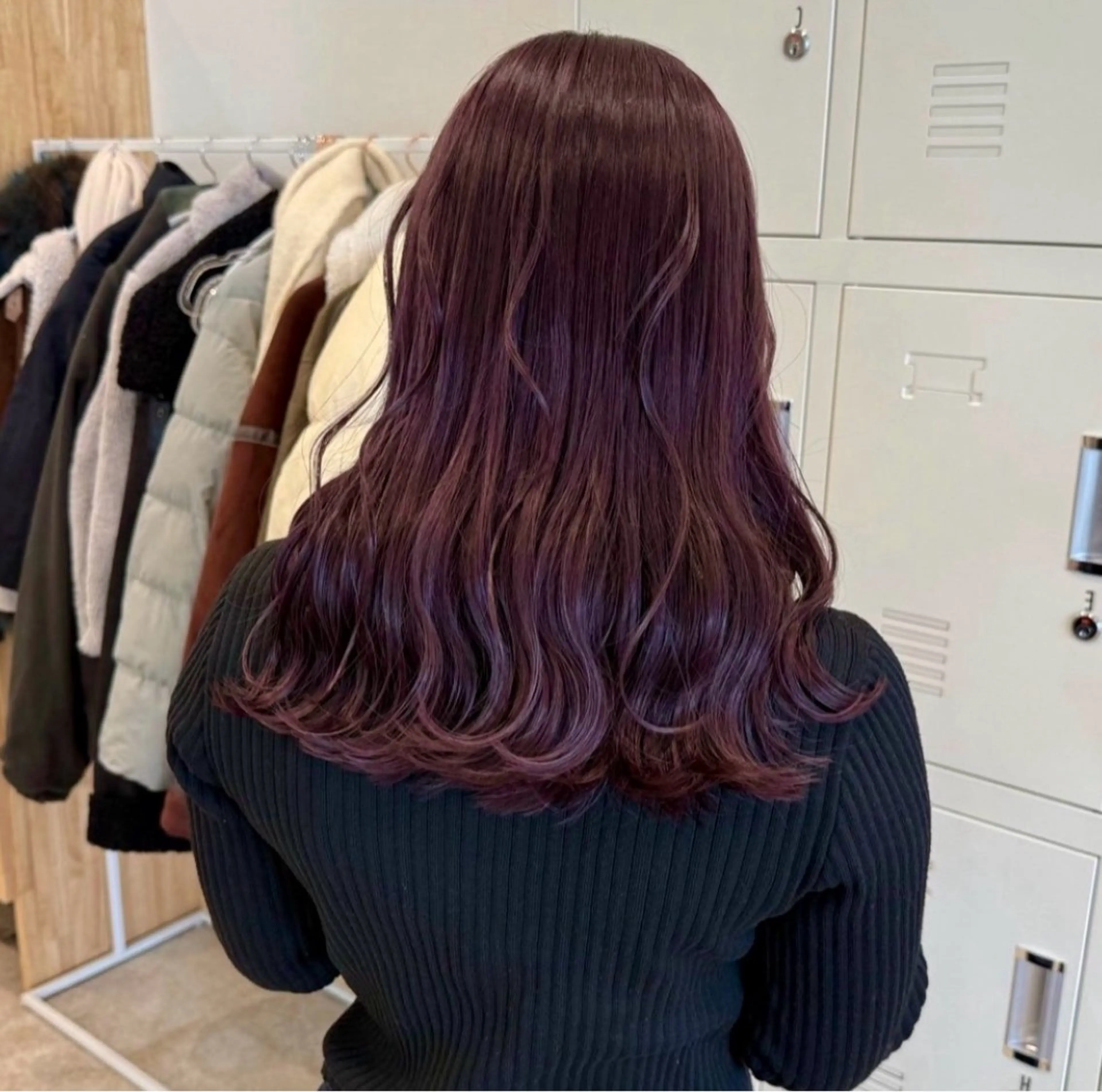 セミロング カラー ヘアカラー トリートメント 暖色カラー♡ ブリーチ🎀ノアのヘアスタイル