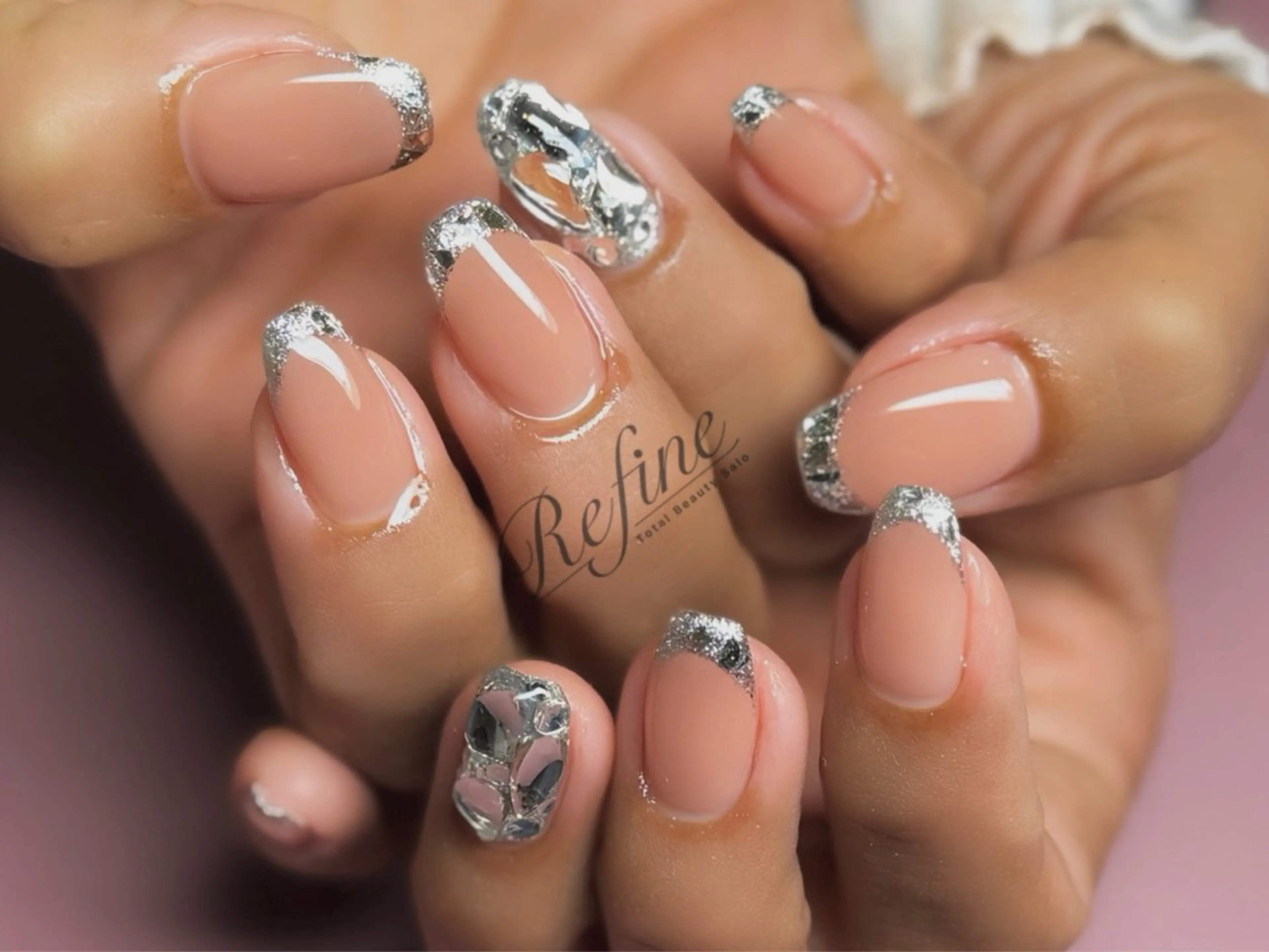 ネイル ハンドネイル Refine ネイリスト 坂本のネイルデザイン
