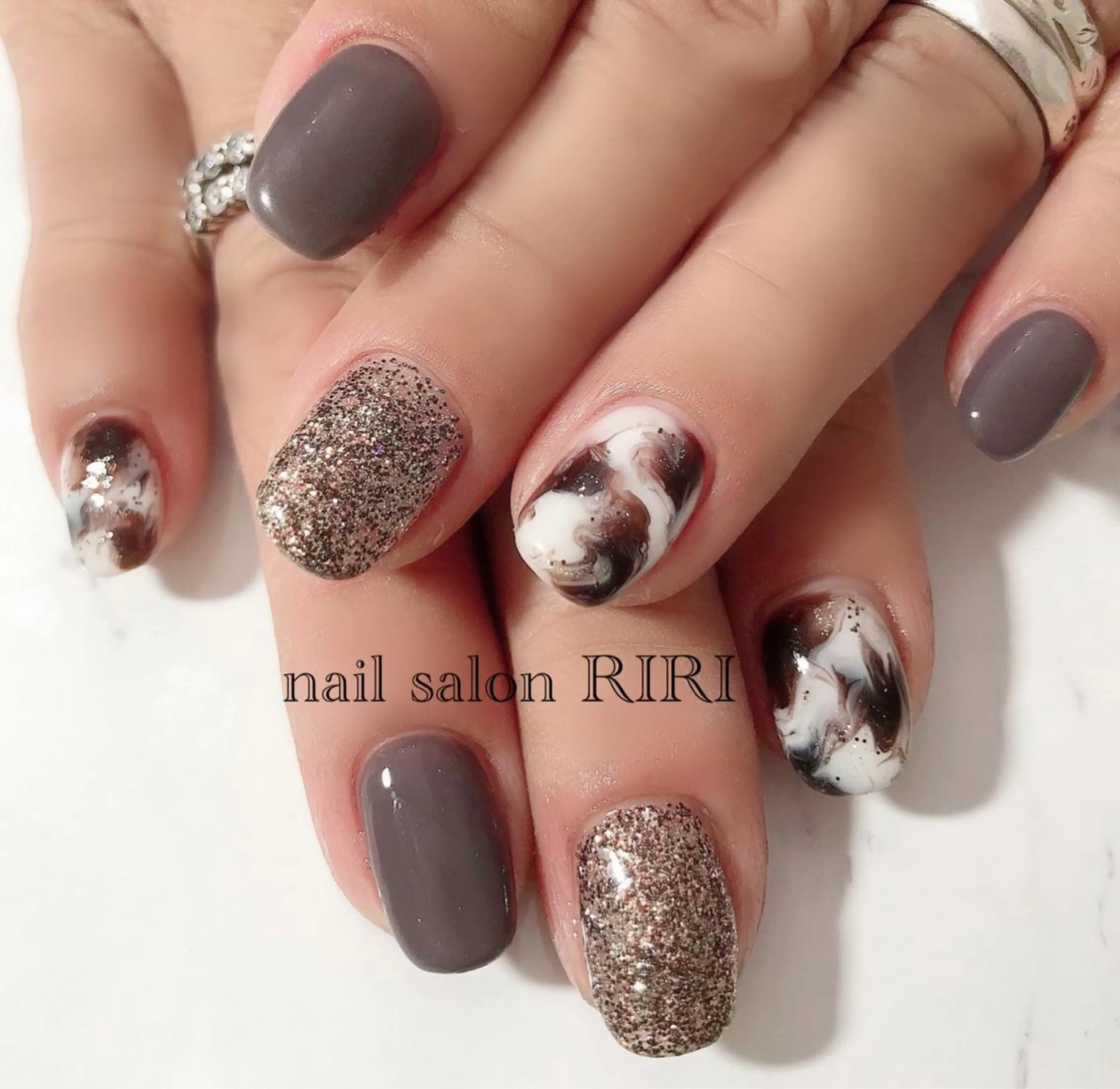ネイル べっ甲ネイル private  nail  salon RIRI所属・RIRI リリのネイルデザイン