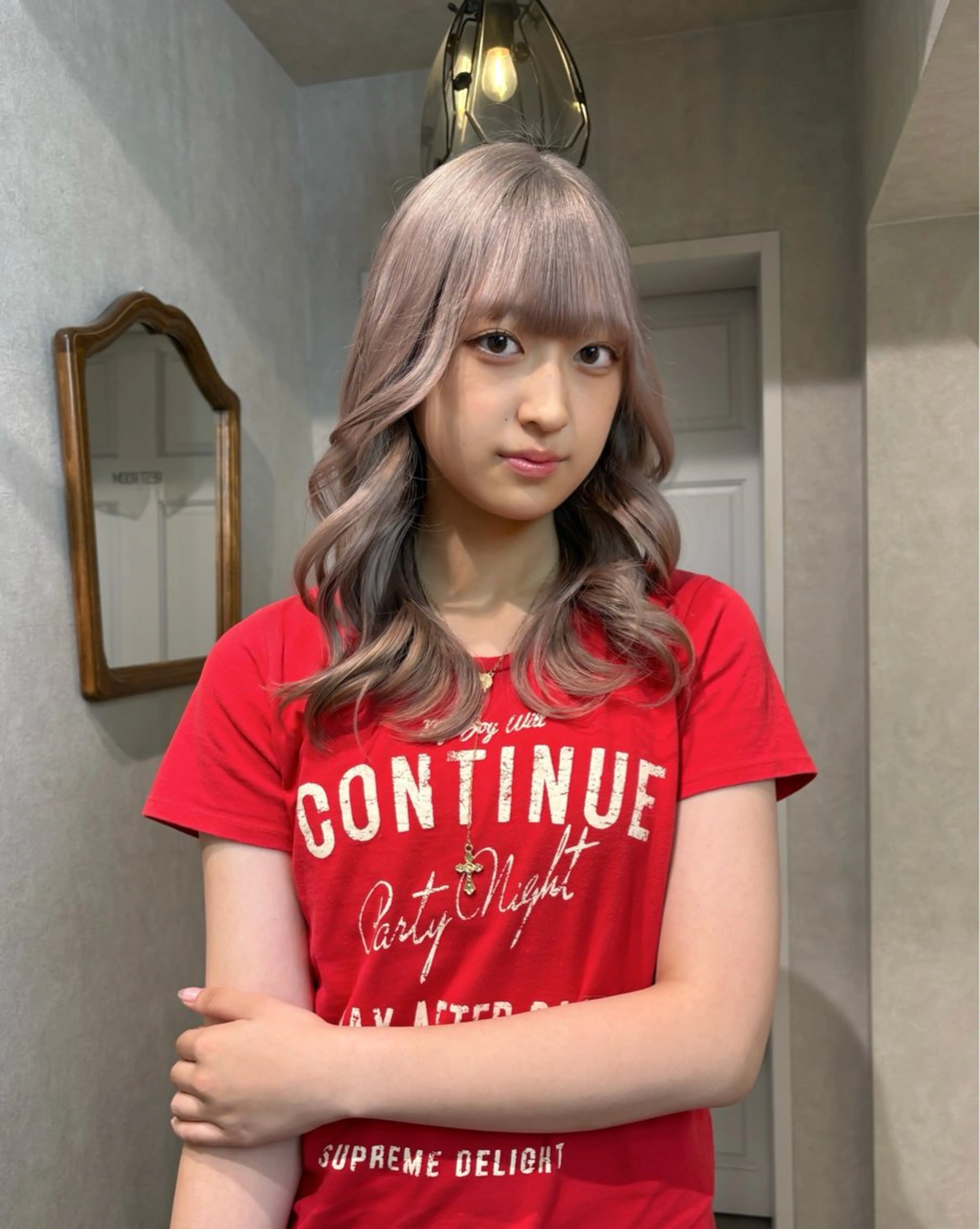 セミロング カラー ベージュカラー ラベンダーカラー シルバー シルバーベージュ レイヤー/艶カラー/ KIHO🥥︎のヘアスタイル