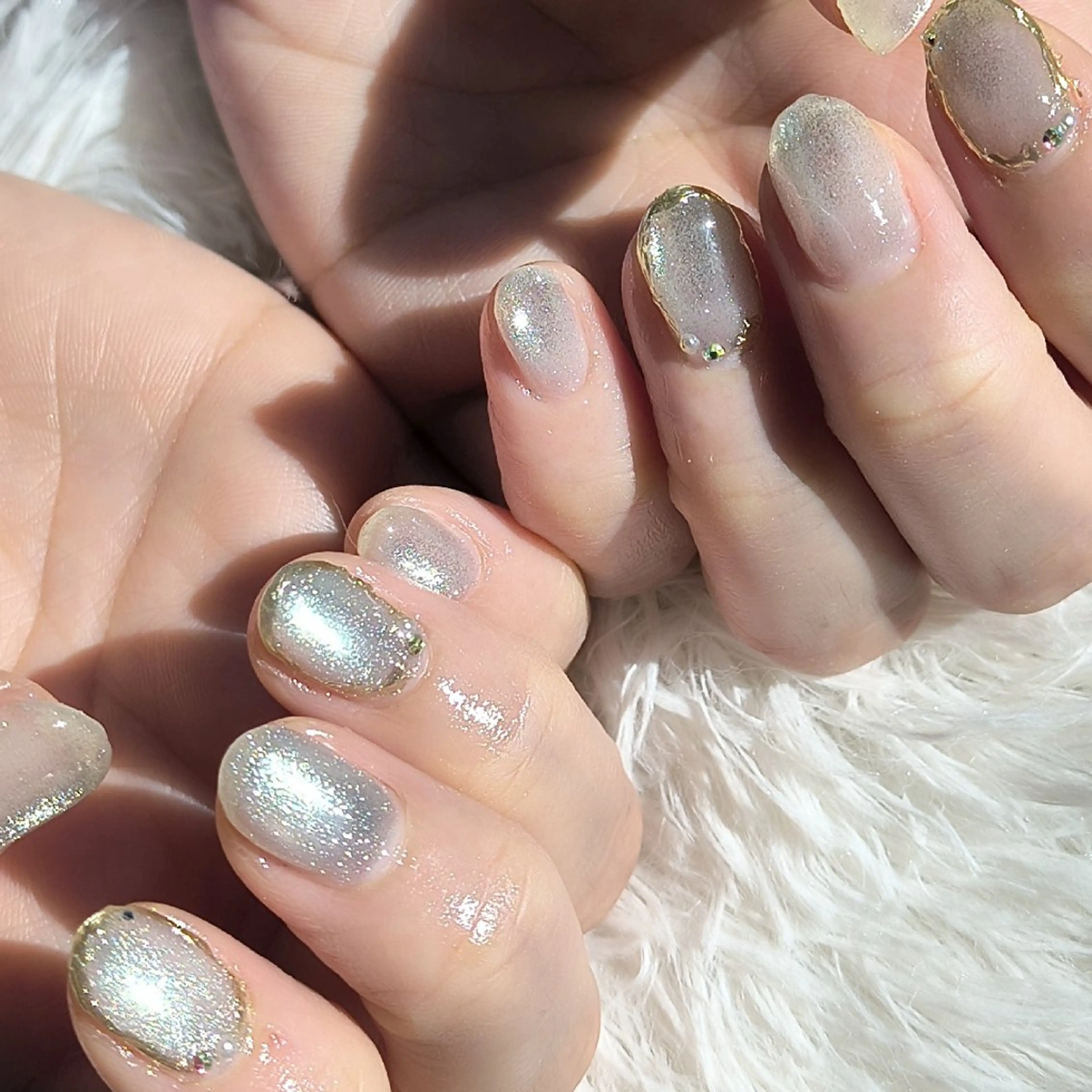 ネイル オーロラネイル マグネットネイル ミラーネイル オフィスネイル ショートネイル 島田 亜紀のネイルデザイン