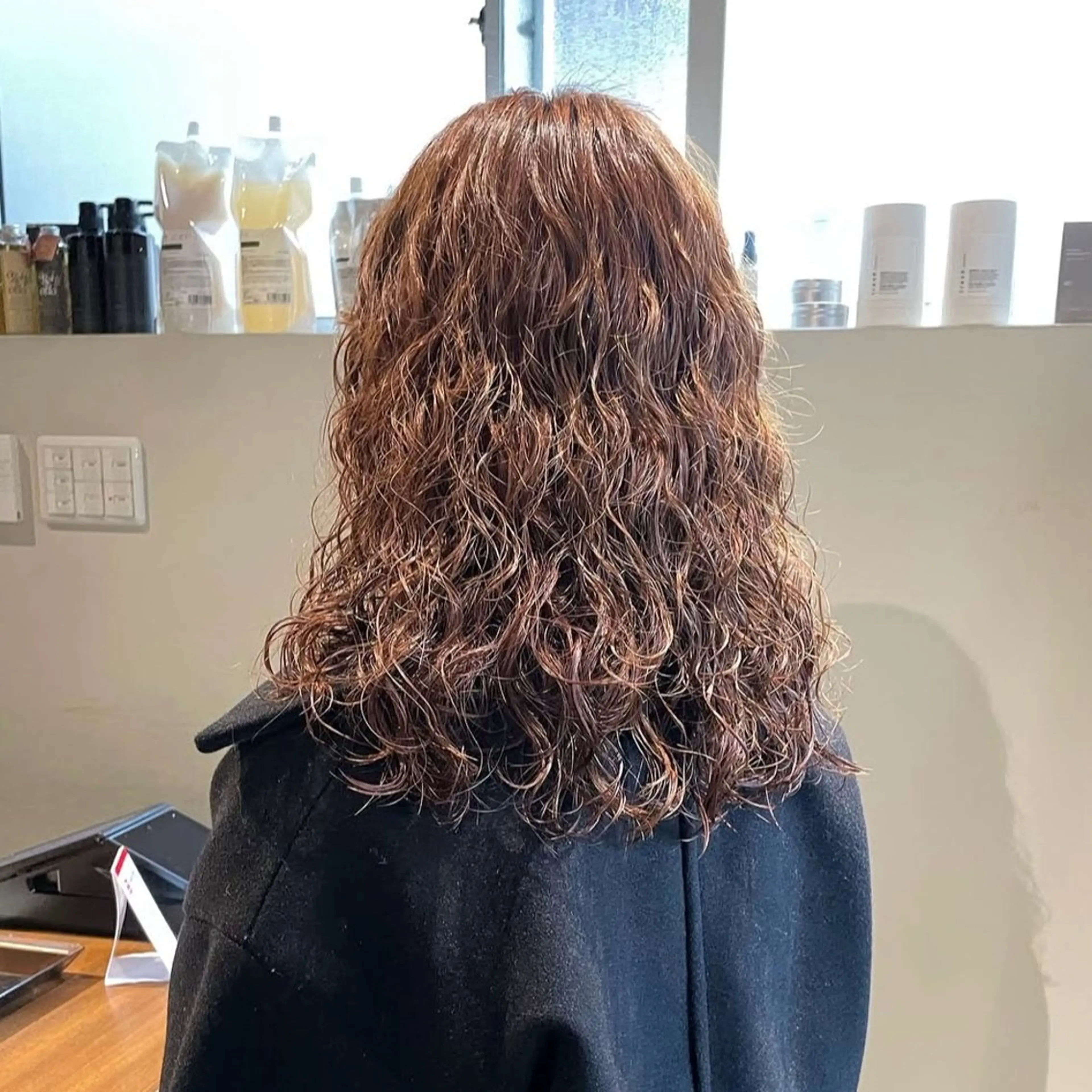 ロング カット パーマ メイ🩰透明感カラー レイヤーカットのヘアスタイル