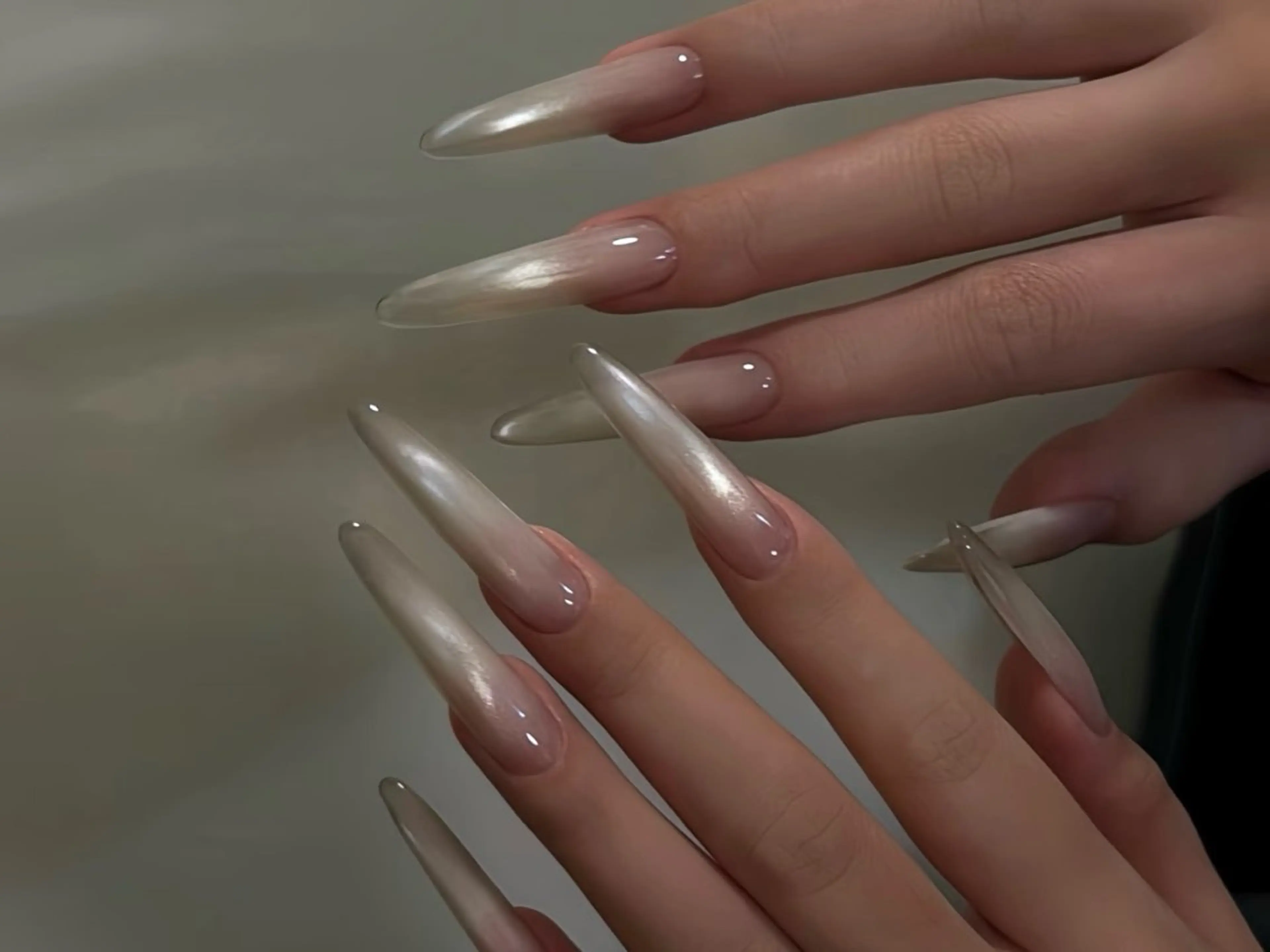 セミロング ハンドネイル Atelier nail salonのネイルデザイン