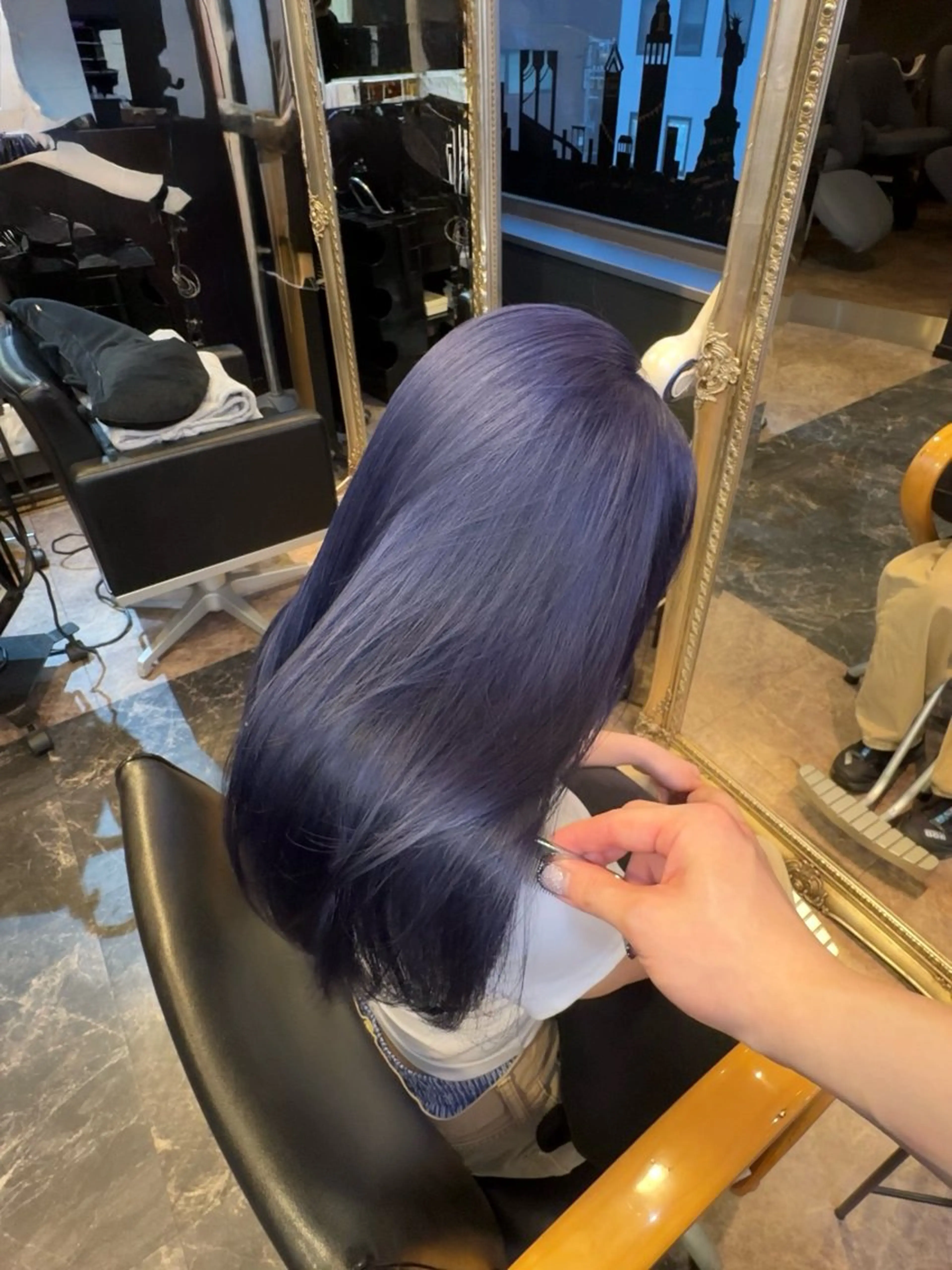 ロング カラー ブリーチ ブルーカラー ブルーバイオレット バイオレットカラー ヘアカラー 店長 ハイトーン× 髪質改善/舘野 涼太のヘアスタイル