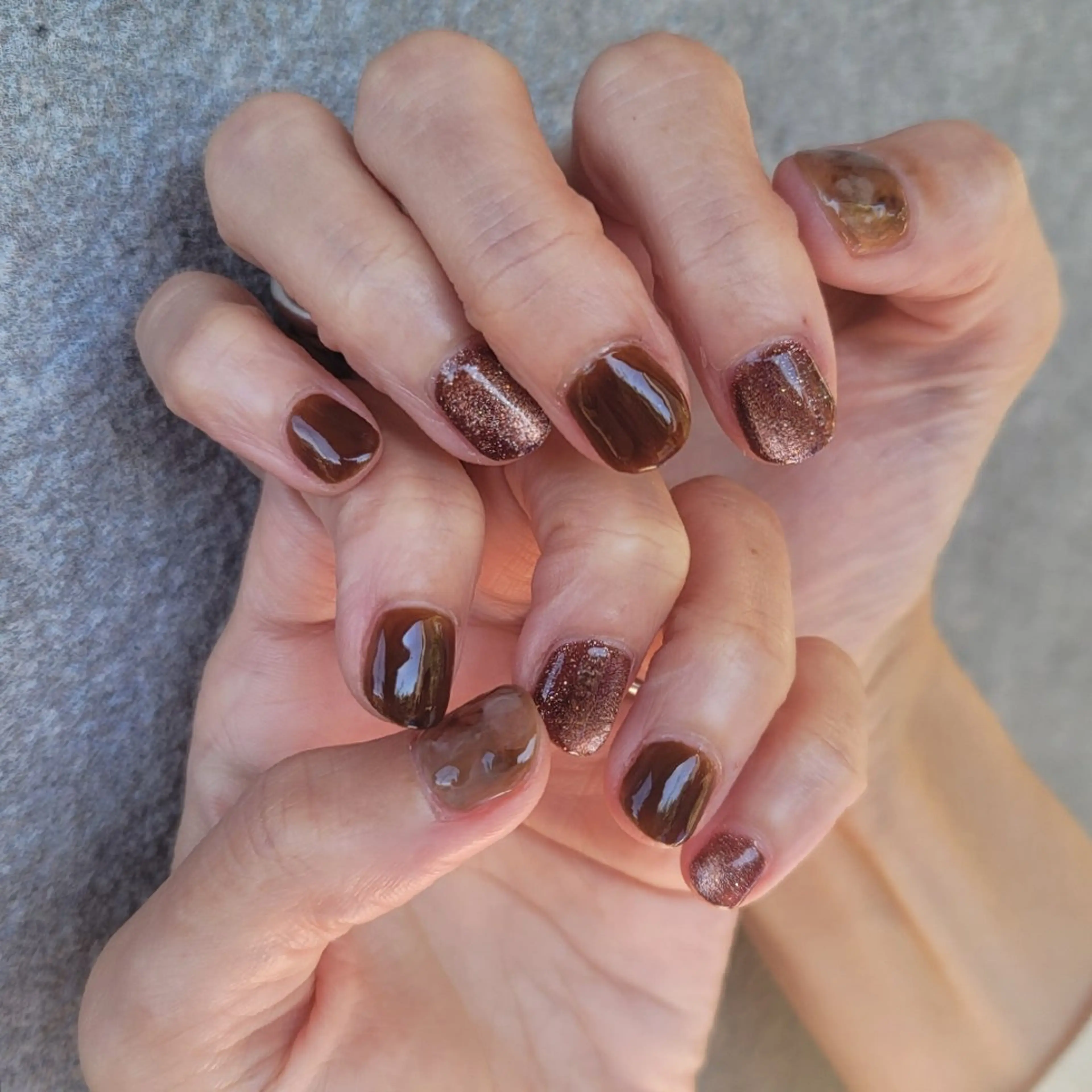 ネイル シンプルネイル 🌲🌳🚪iiit o🌲🌳🌲のネイルデザイン