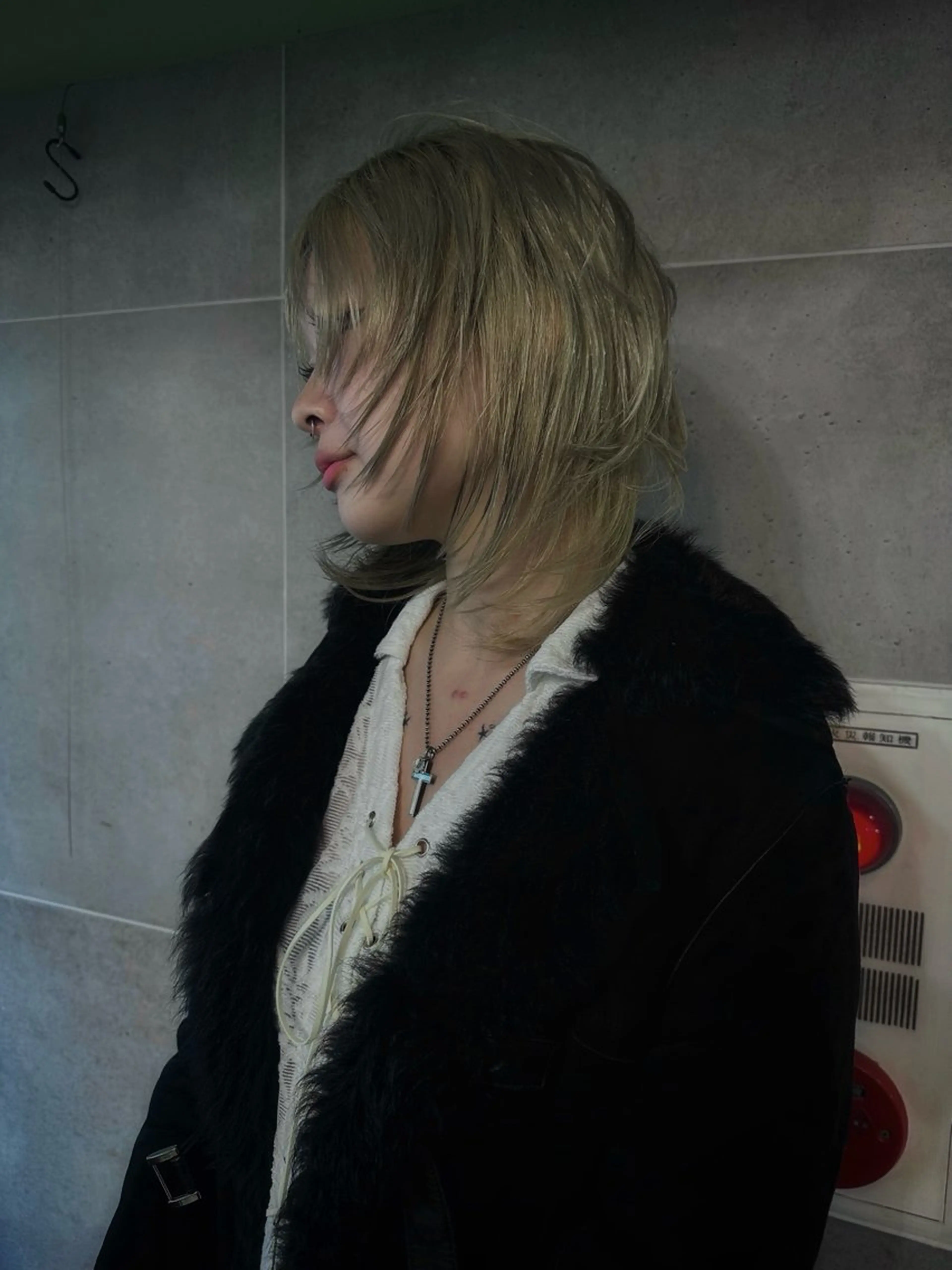 ミディアム ✴︎TO-MA✴︎ レッドカラー/透明感のヘアスタイル