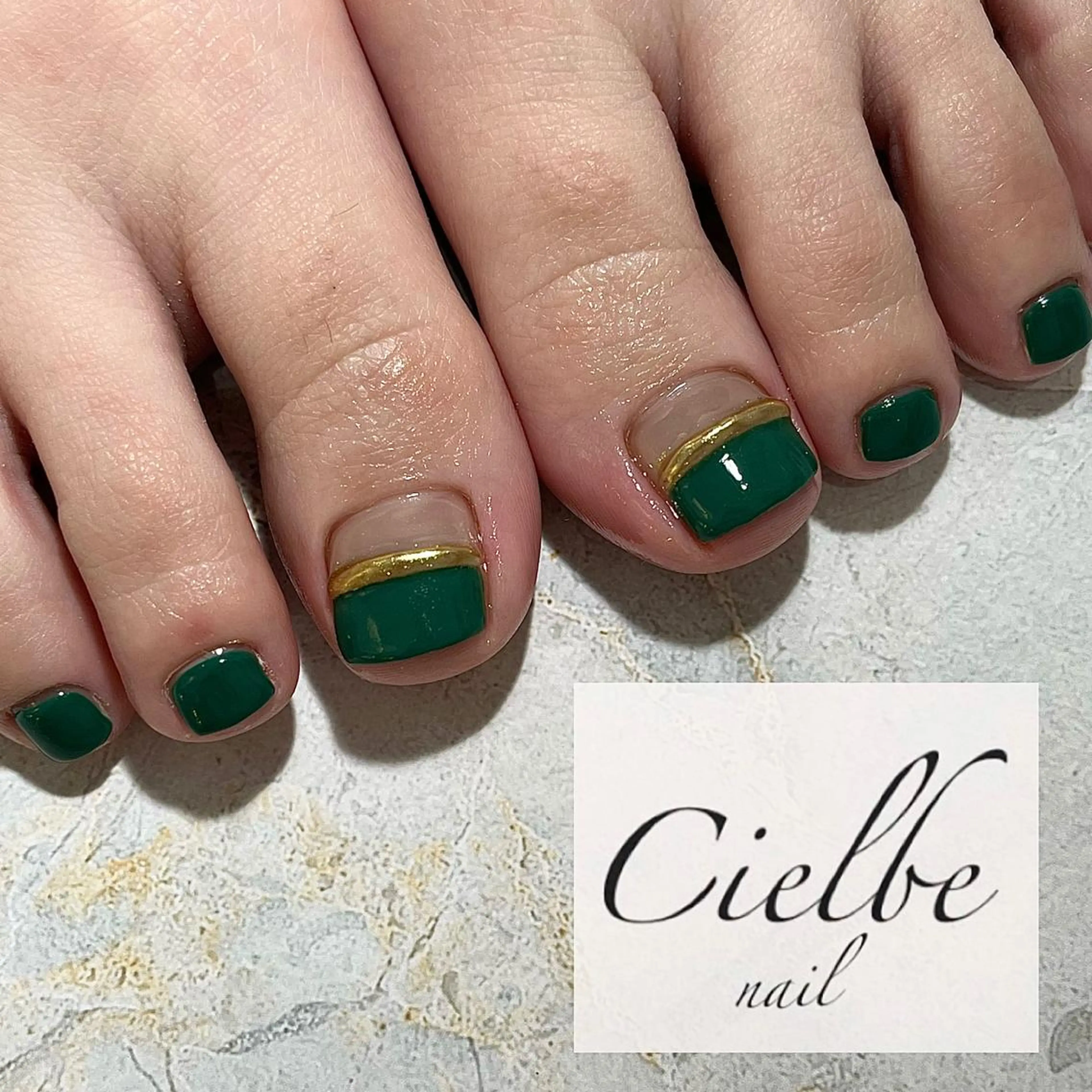 ネイル グリーン フットネイル cielbe nailのネイルデザイン