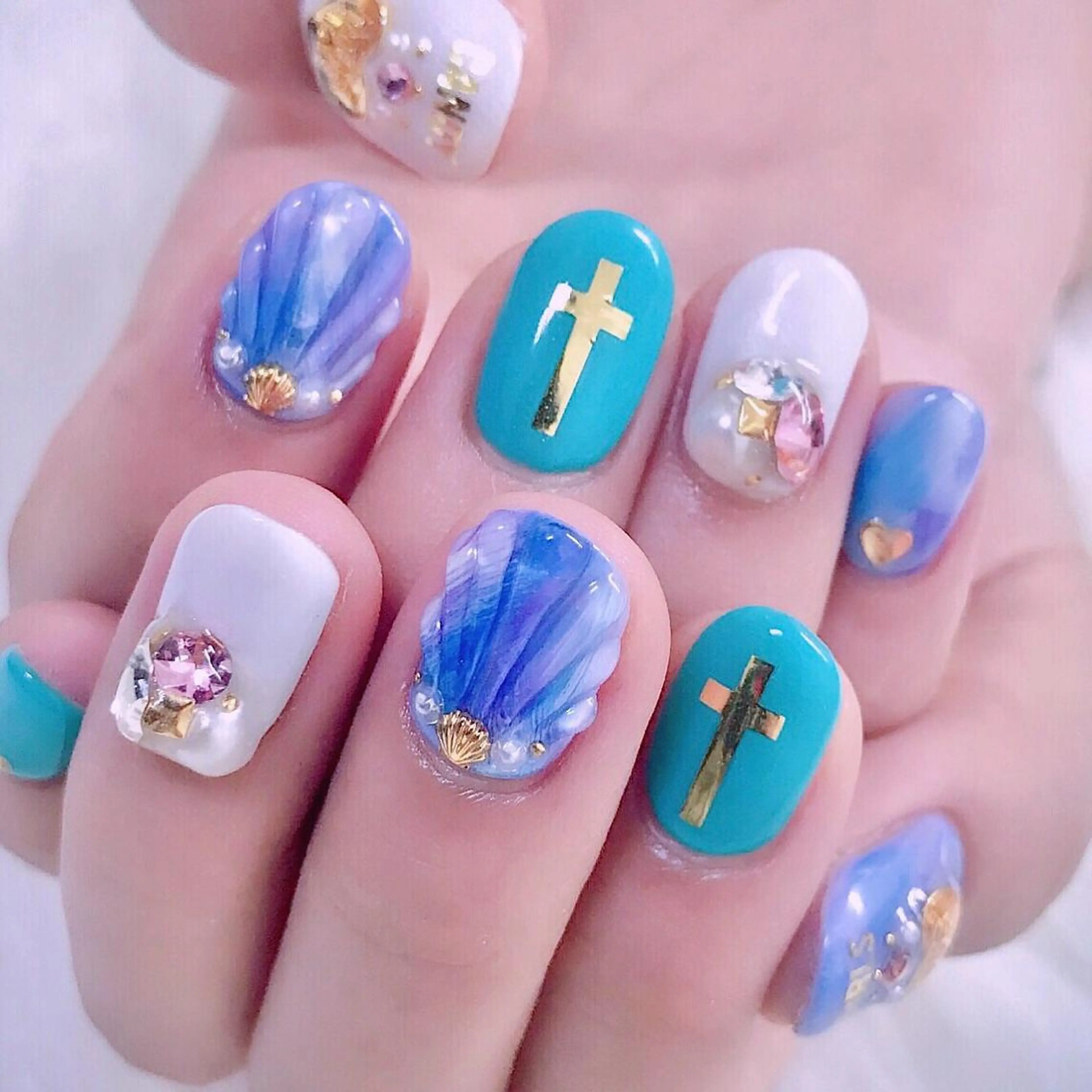 ネイル NOIROUGE所属・NOI ROUGEのネイルデザイン