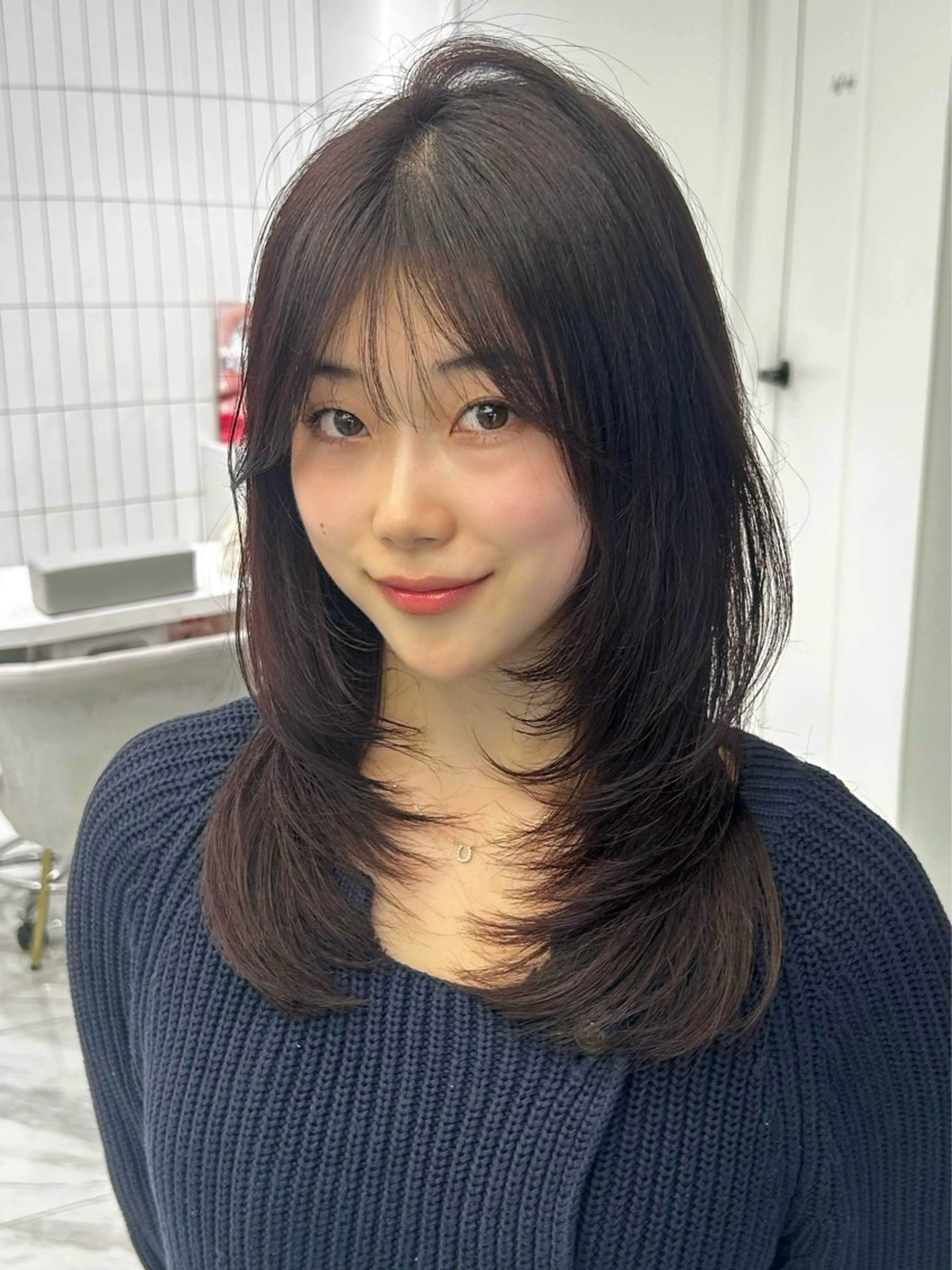 ロング カット ヘアカラー トリートメント レイヤー／マツエク 💋𝑨𝑵𝑵𝑨のヘアスタイル