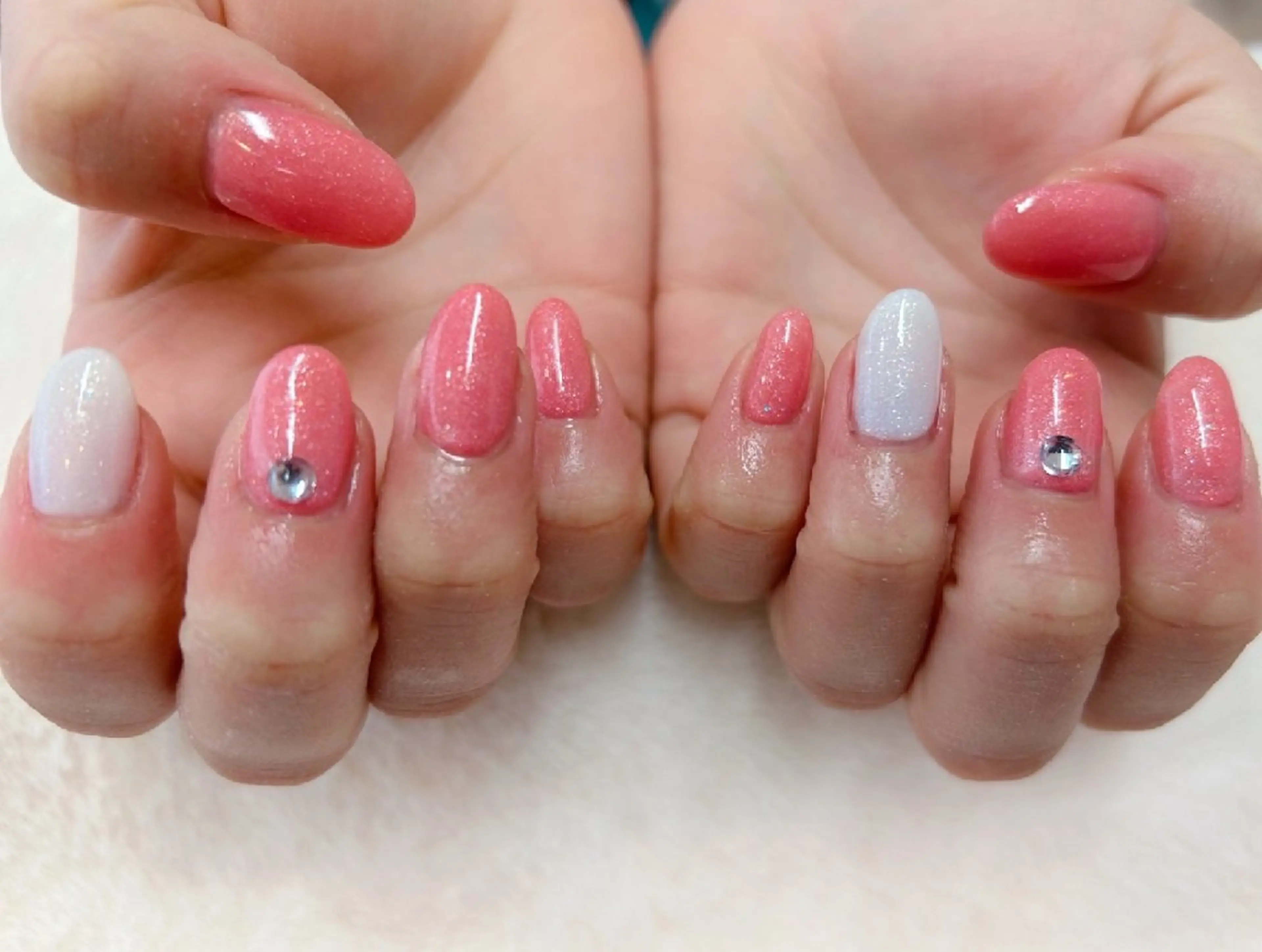 ネイル ガーリー ピンク シンプルネイル 心斎橋Salon Epokkuのネイルデザイン