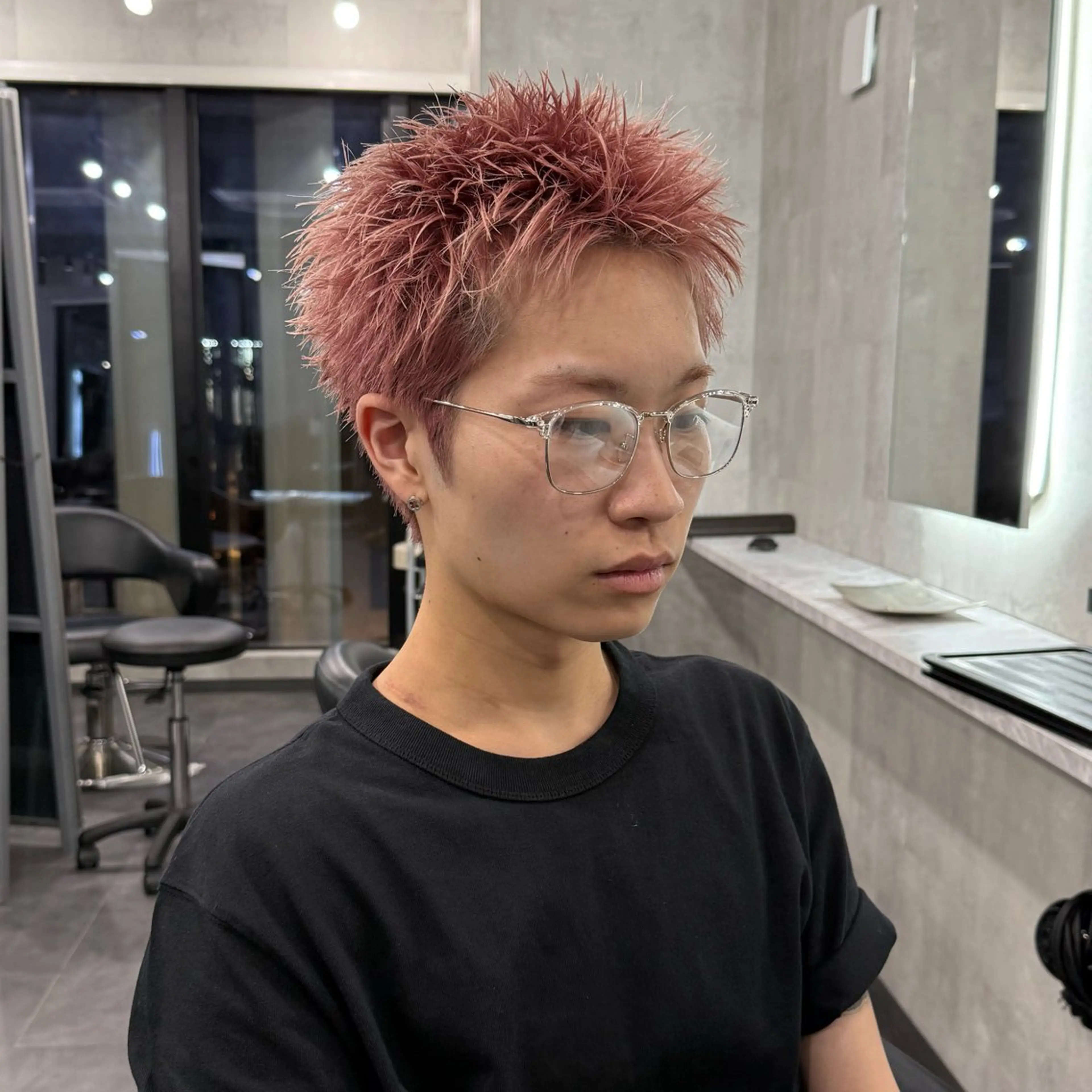 ショート カラー メンズ スパイキーショート ピンクカラー ショートヘア カット ヘアカラー トリートメント スパイキーショート/ 短髪/渋谷/kiyoのヘアスタイル