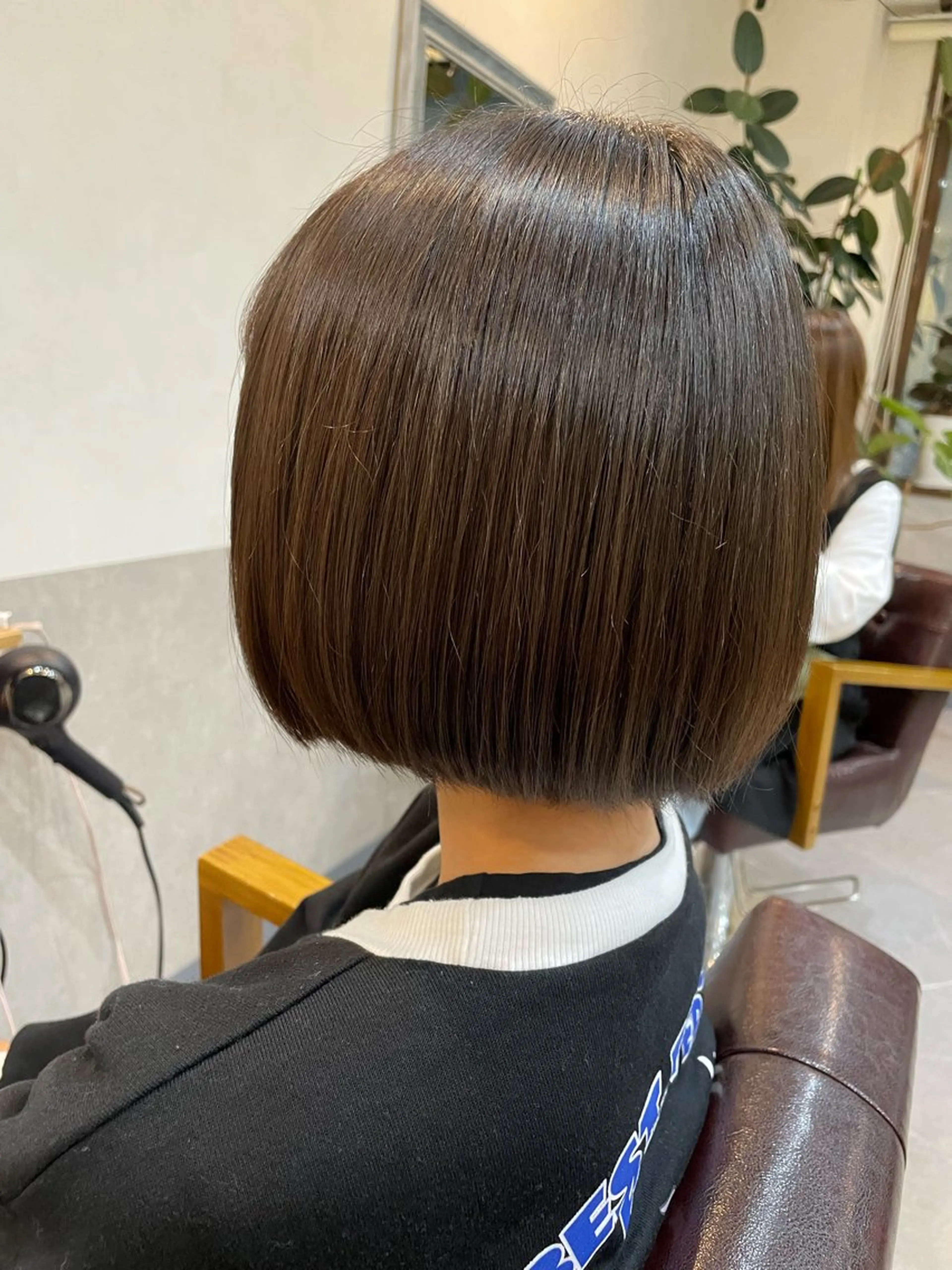 ミディアム 近澤 佑香のヘアスタイル