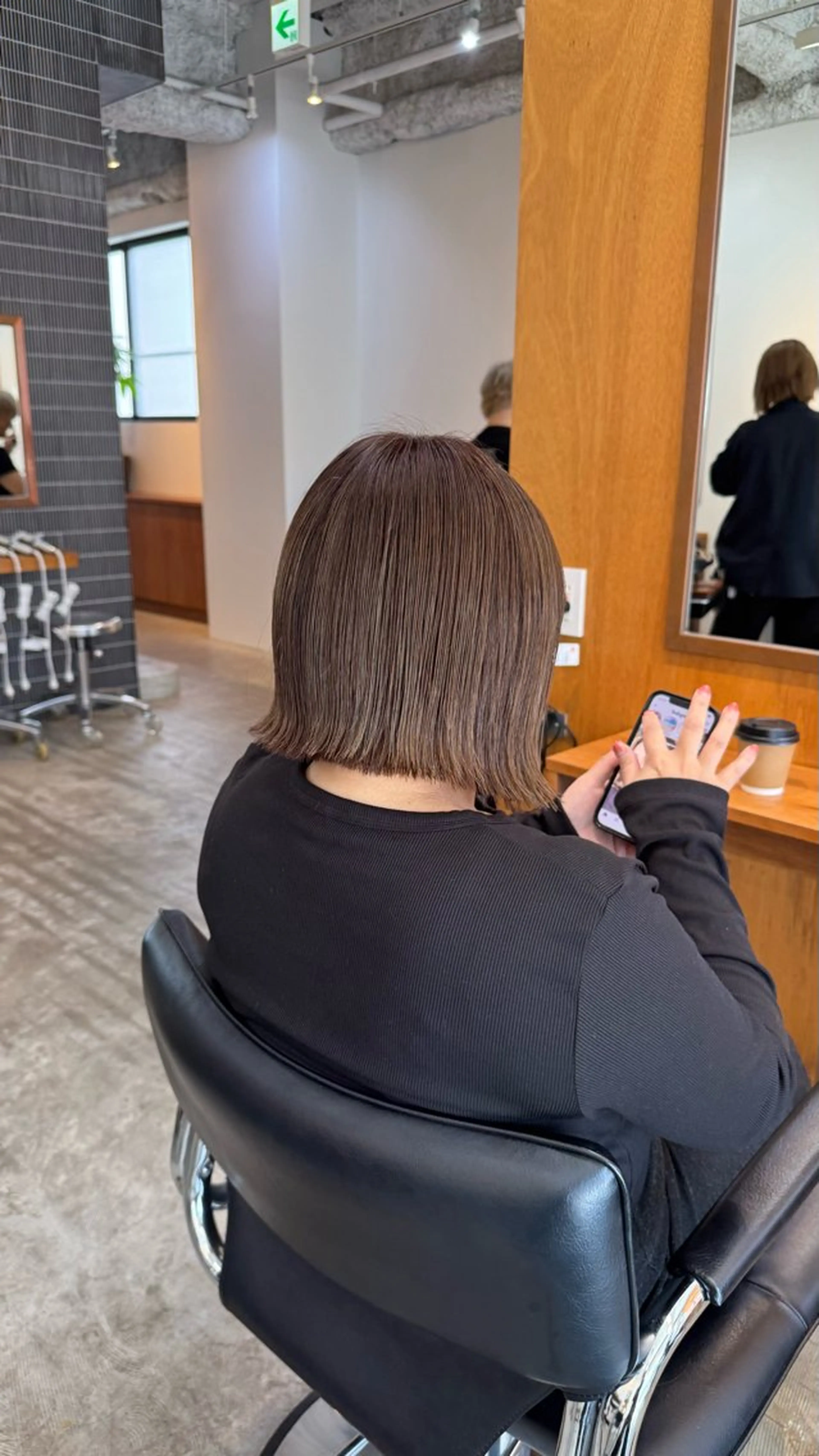 ショート 久屋大通/ 切りっぱなしボブのヘアスタイル