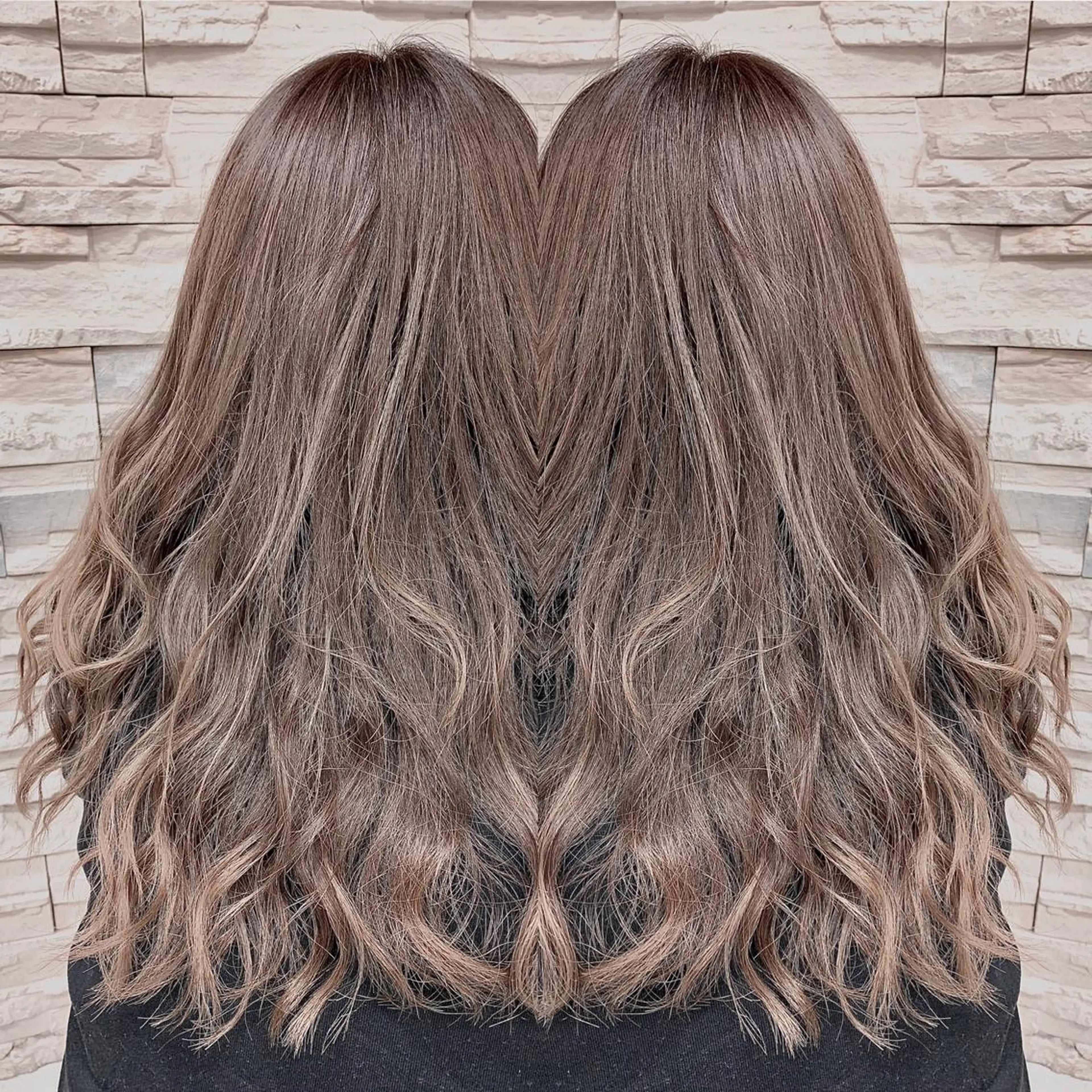 セミロング ハイライト 縮毛/レイヤー 韓国/橋口のヘアスタイル