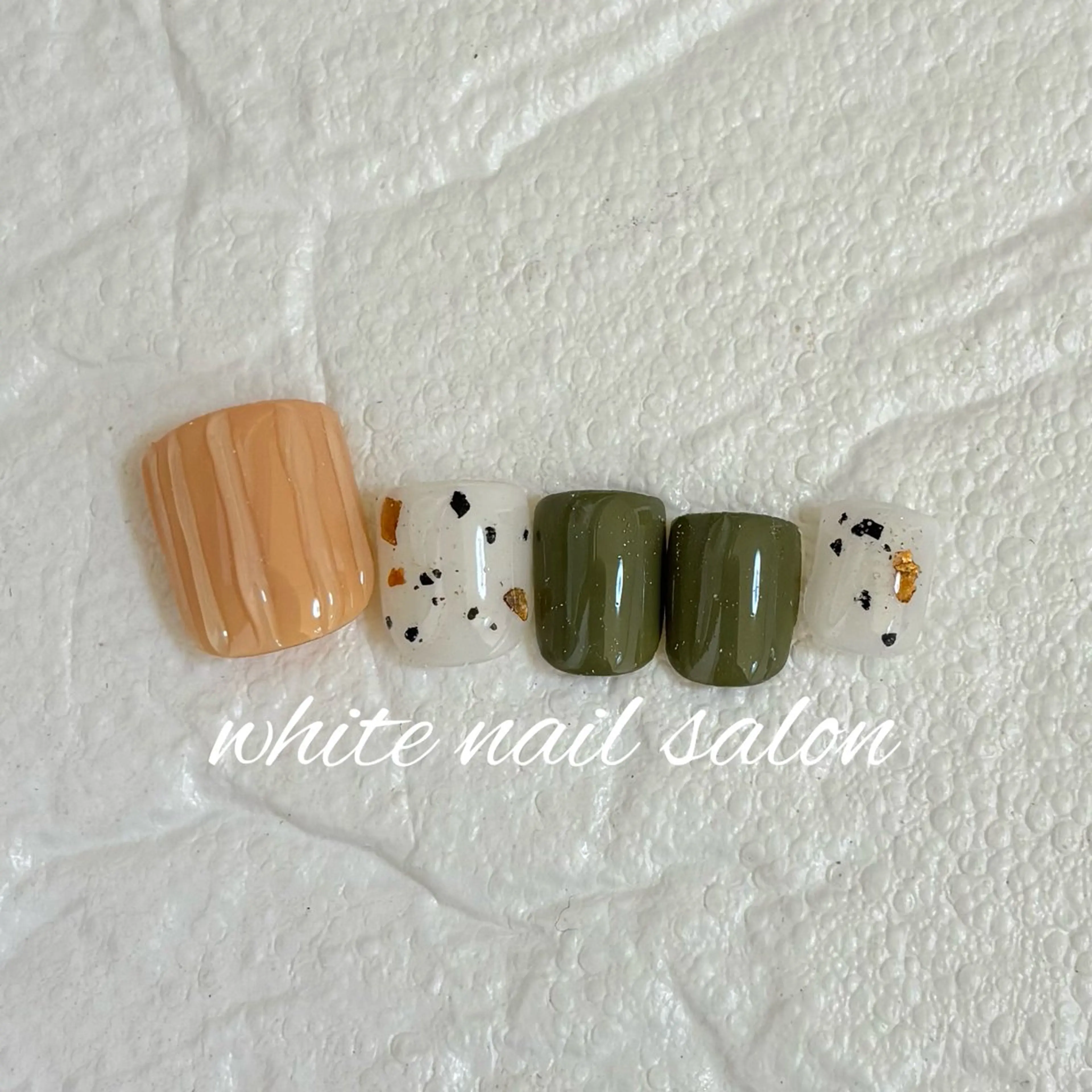 ネイル フットネイル フットネイル white nail salonのネイルデザイン