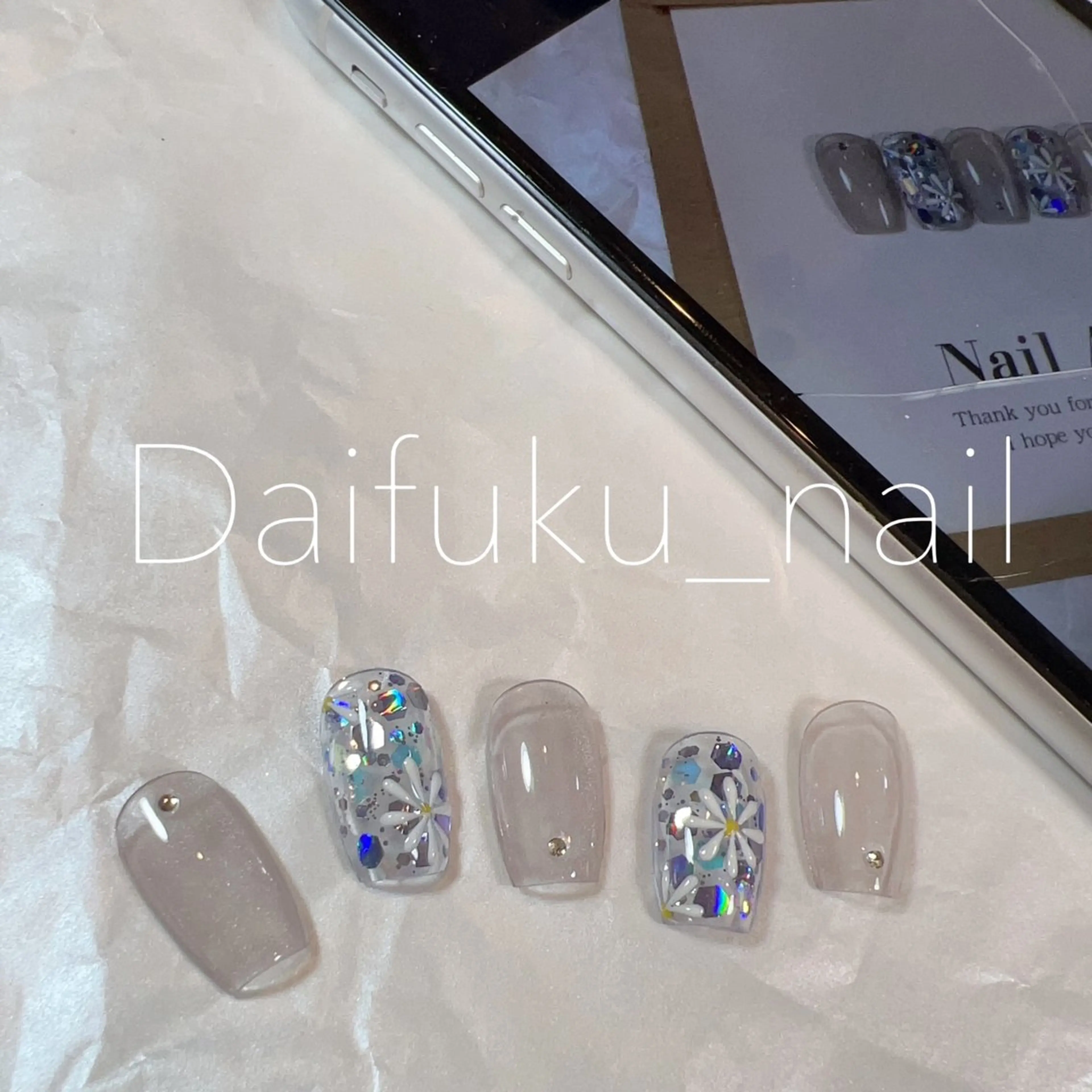 ミディアム ハンドネイル Daifuku nailsのネイルデザイン