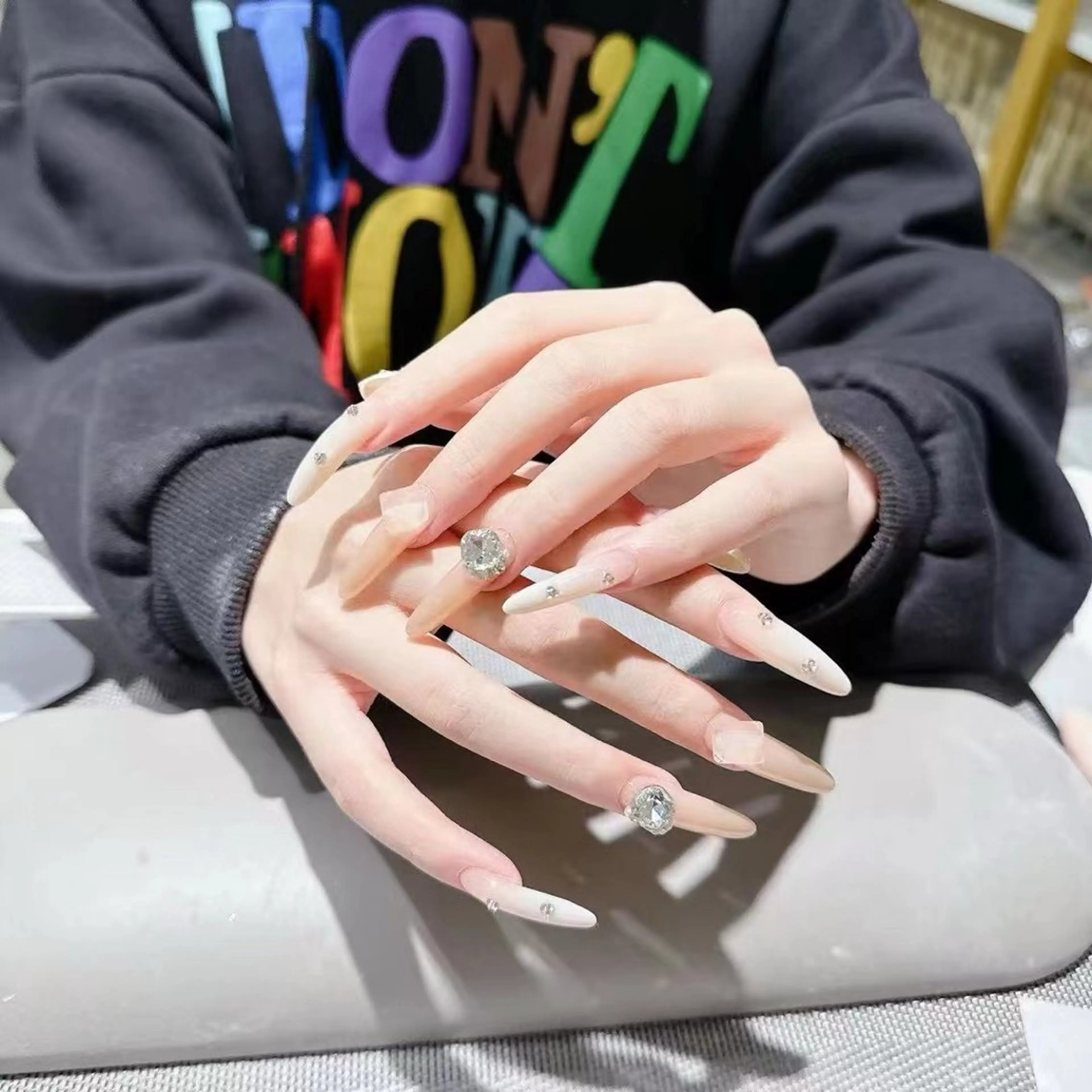 ネイル 里奈 Nailのネイルデザイン