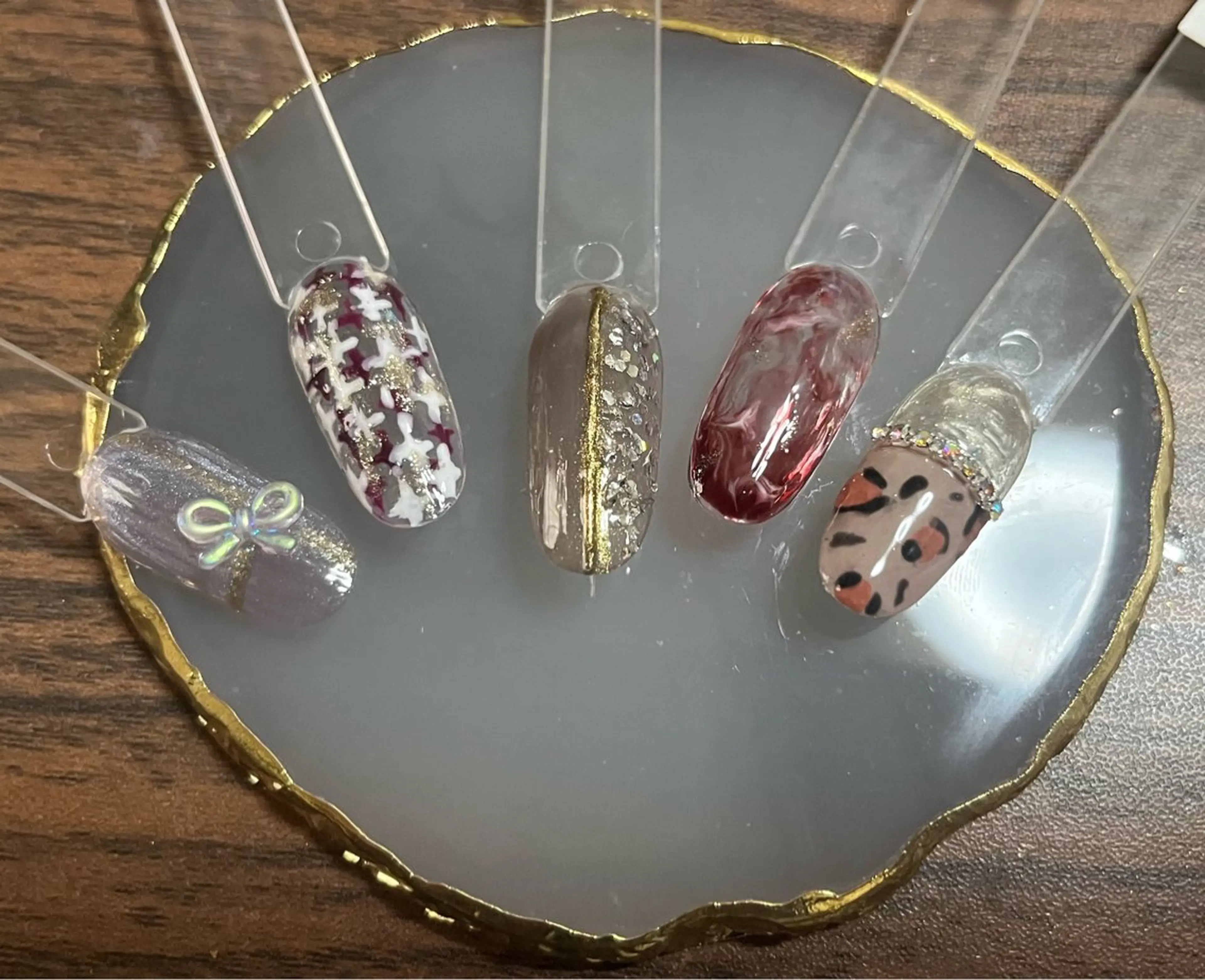 ネイル アートネイル グラデーション マグネットネイル ワンカラーネイル Nail ecxia ／Reikaのネイルデザイン