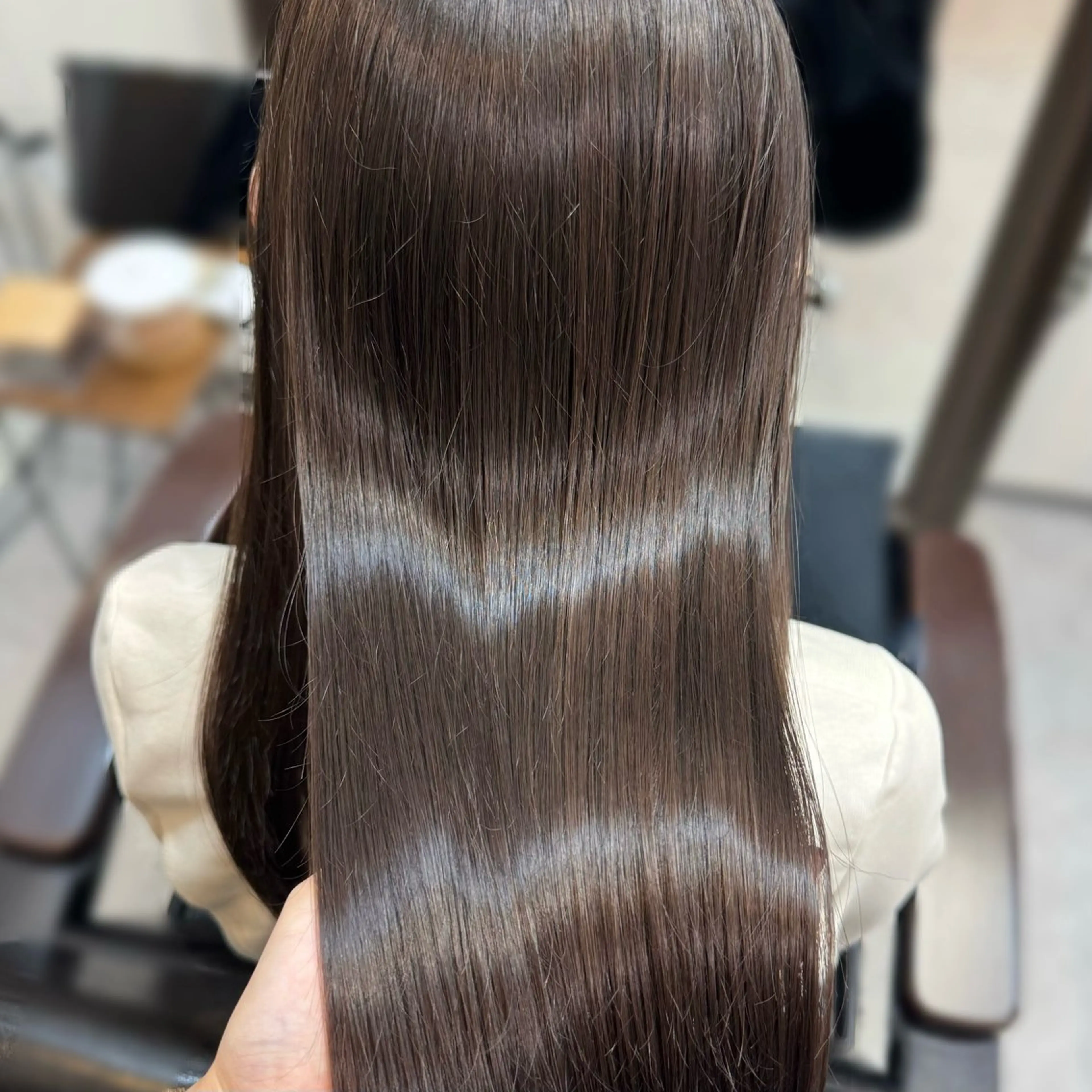 ロング カラー カット ヘアカラー 縮毛矯正 トリートメント たぴ。ぱつっとボブ/ つや髪🍒髪質改善のヘアスタイル