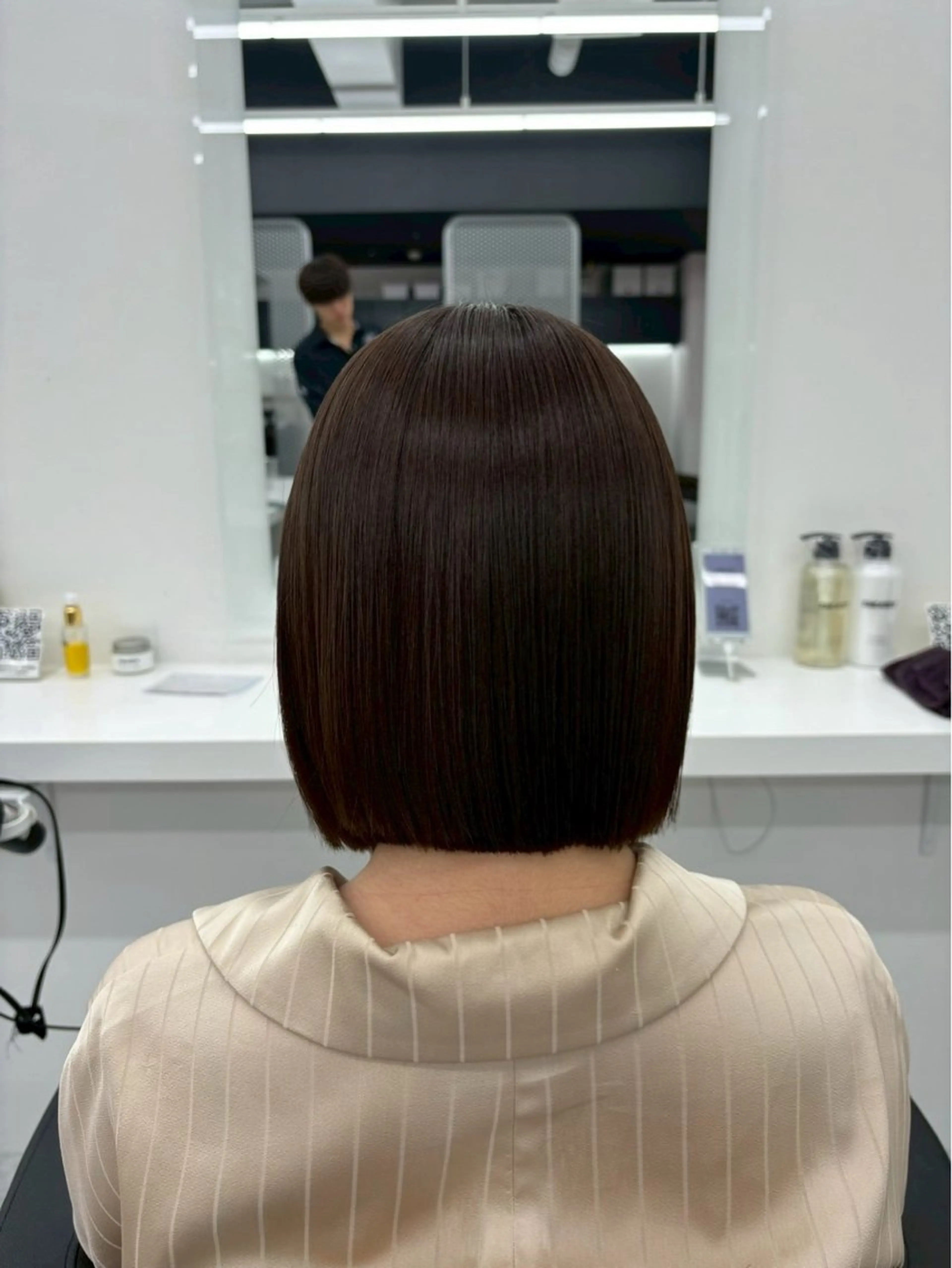 ミディアム 髪質改善 トリートメント 透明感🤍レイヤー ベージュ🤍ピンクのヘアスタイル