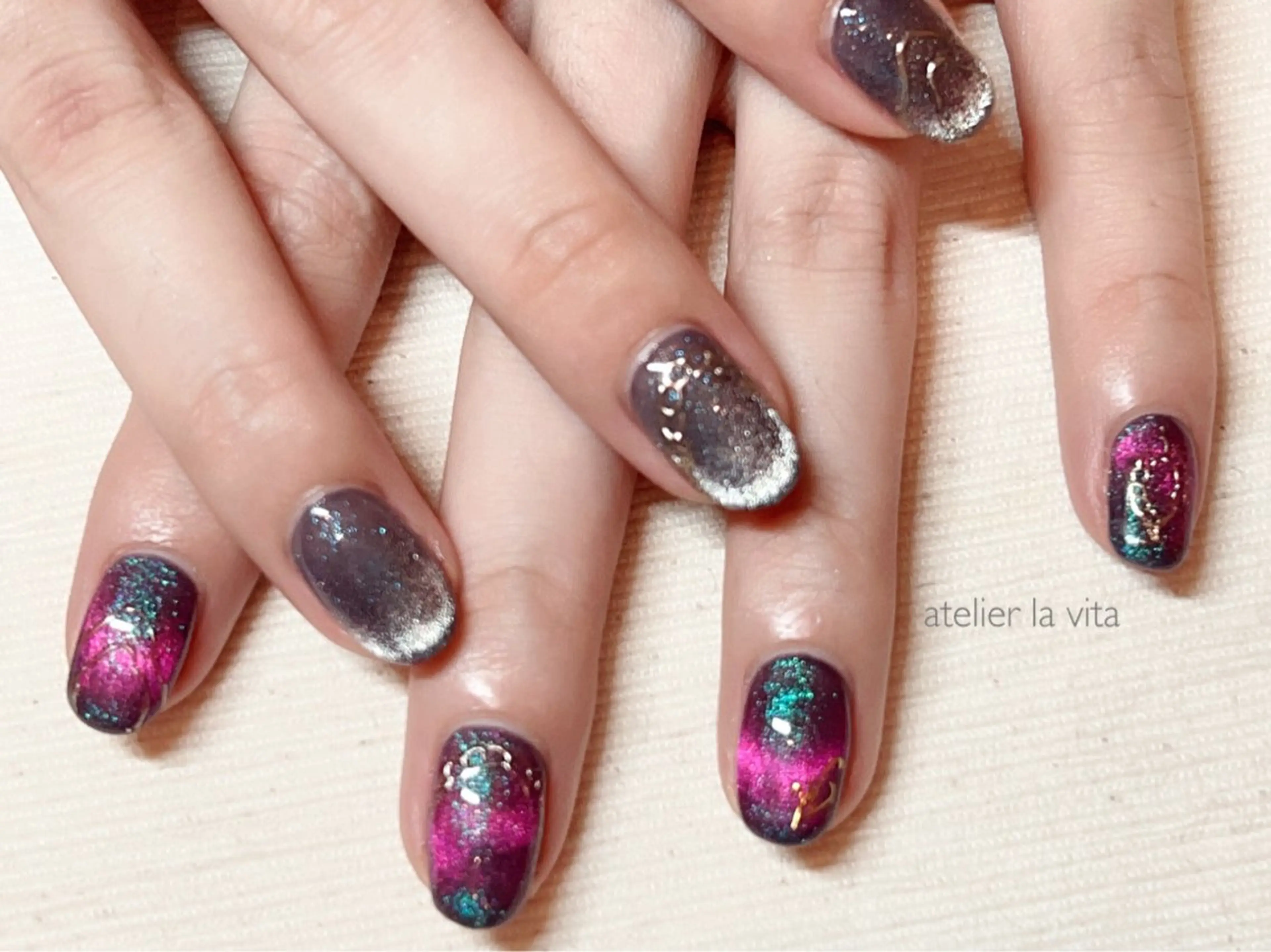 ネイル マグネットネイル atelier la vita所属・lavita. mimuraのネイルデザイン