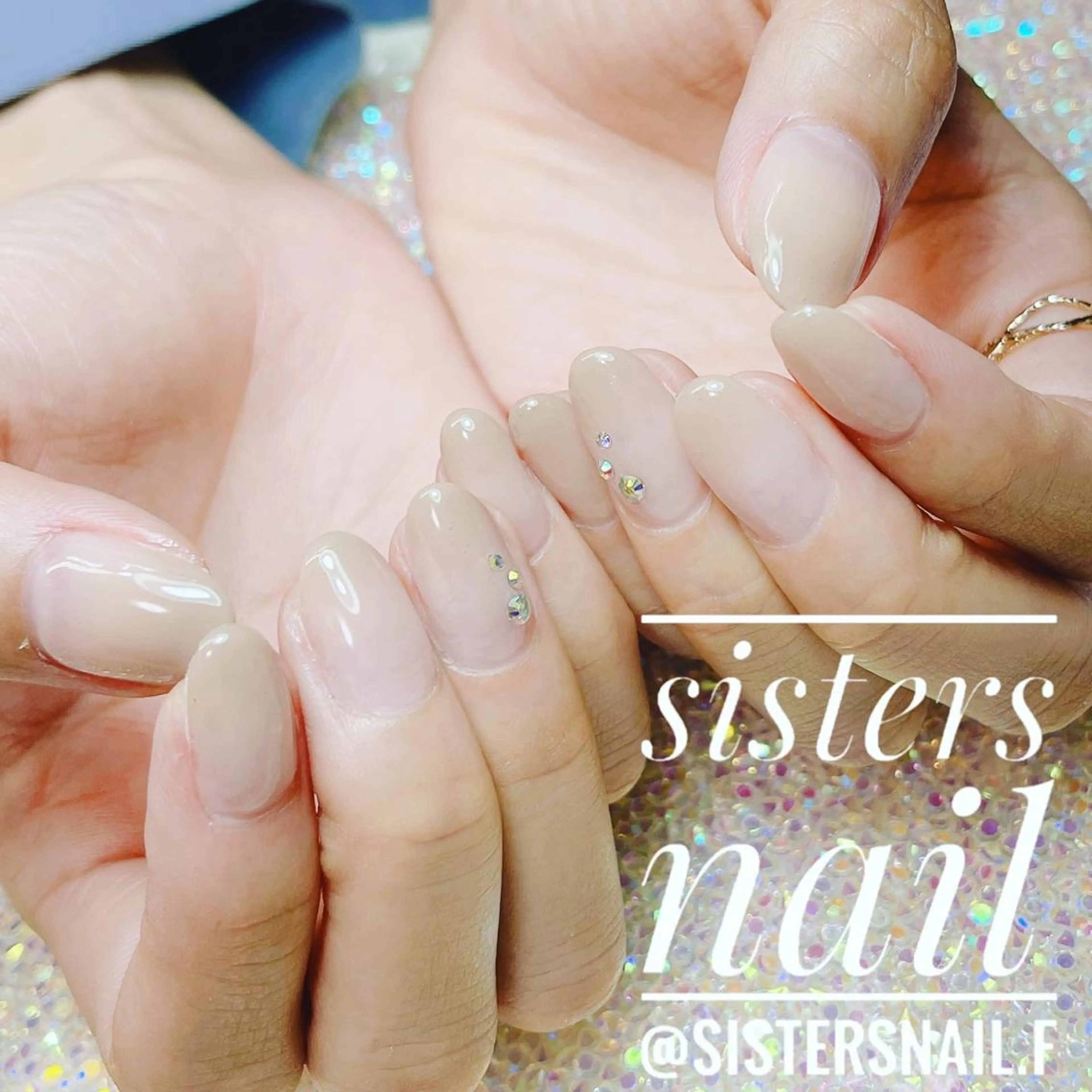 ネイル アートネイル グラデーション ニュアンスネイル オフィスネイル sisters nail.fのネイルデザイン