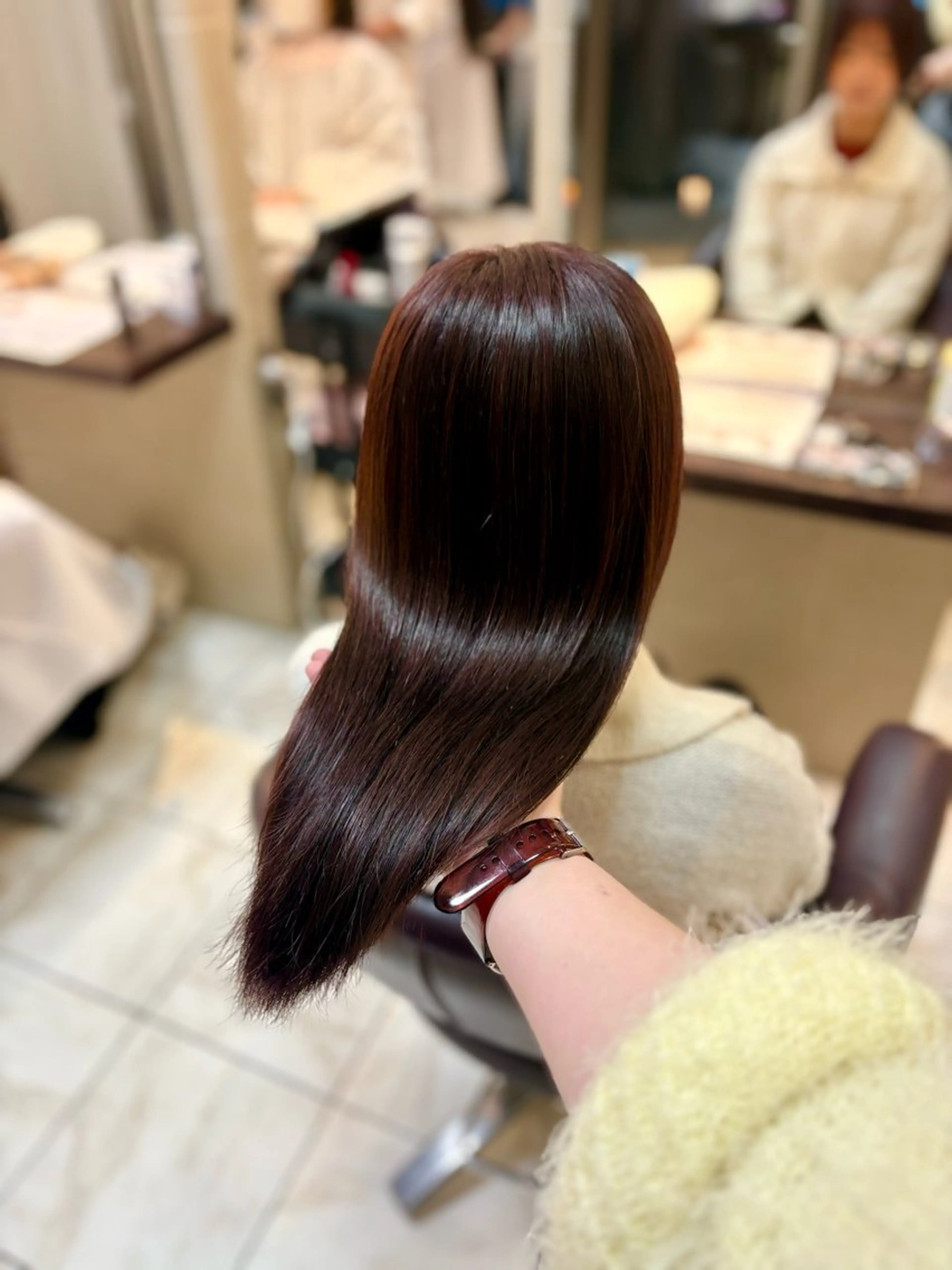 セミロング カラー カット ヘアカラー トリートメント 🎀透明感カラー 🐈ナズナのヘアスタイル