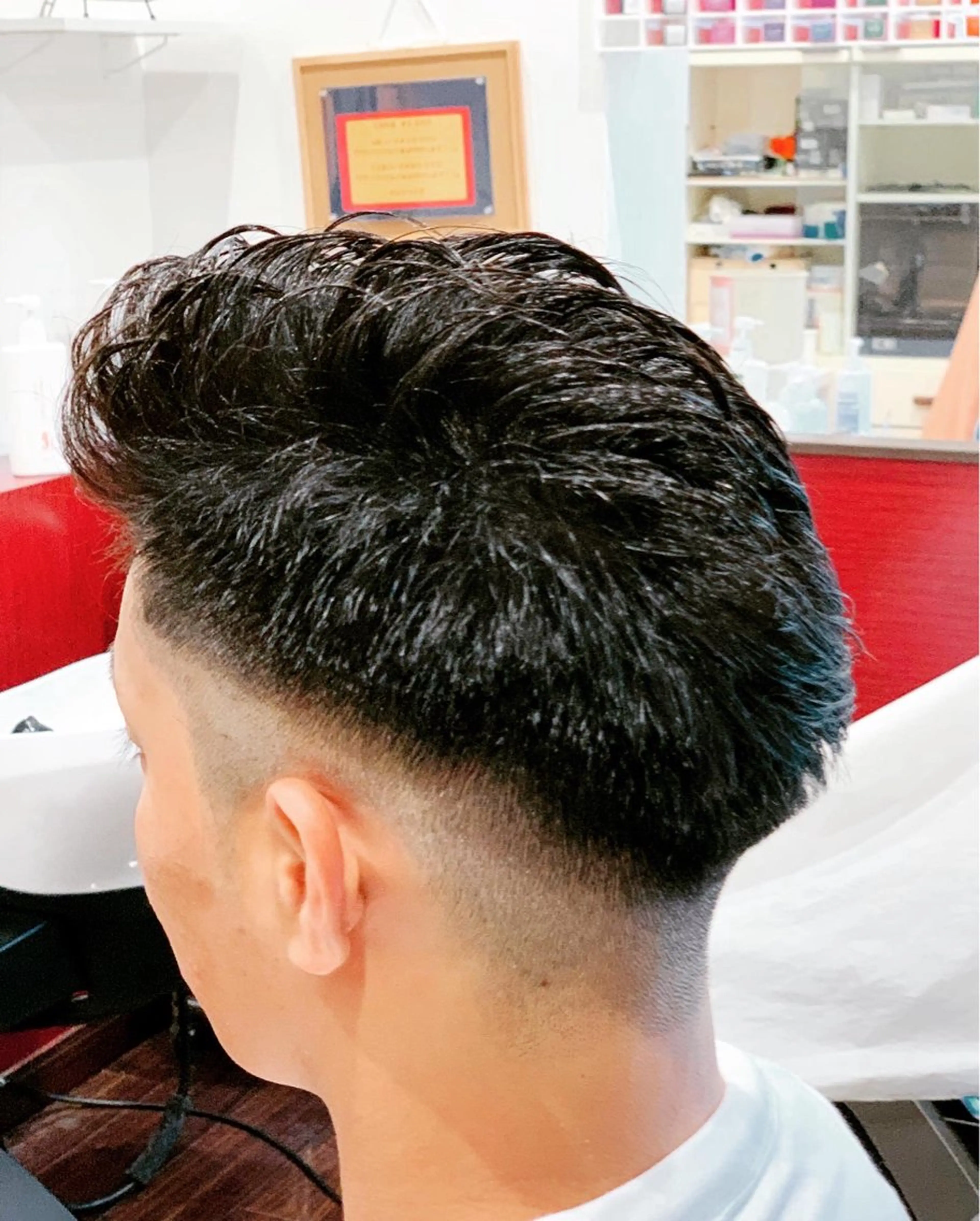 ショート メンズ ビジネス フェードカット ショートヘア 早川 太貴のヘアスタイル
