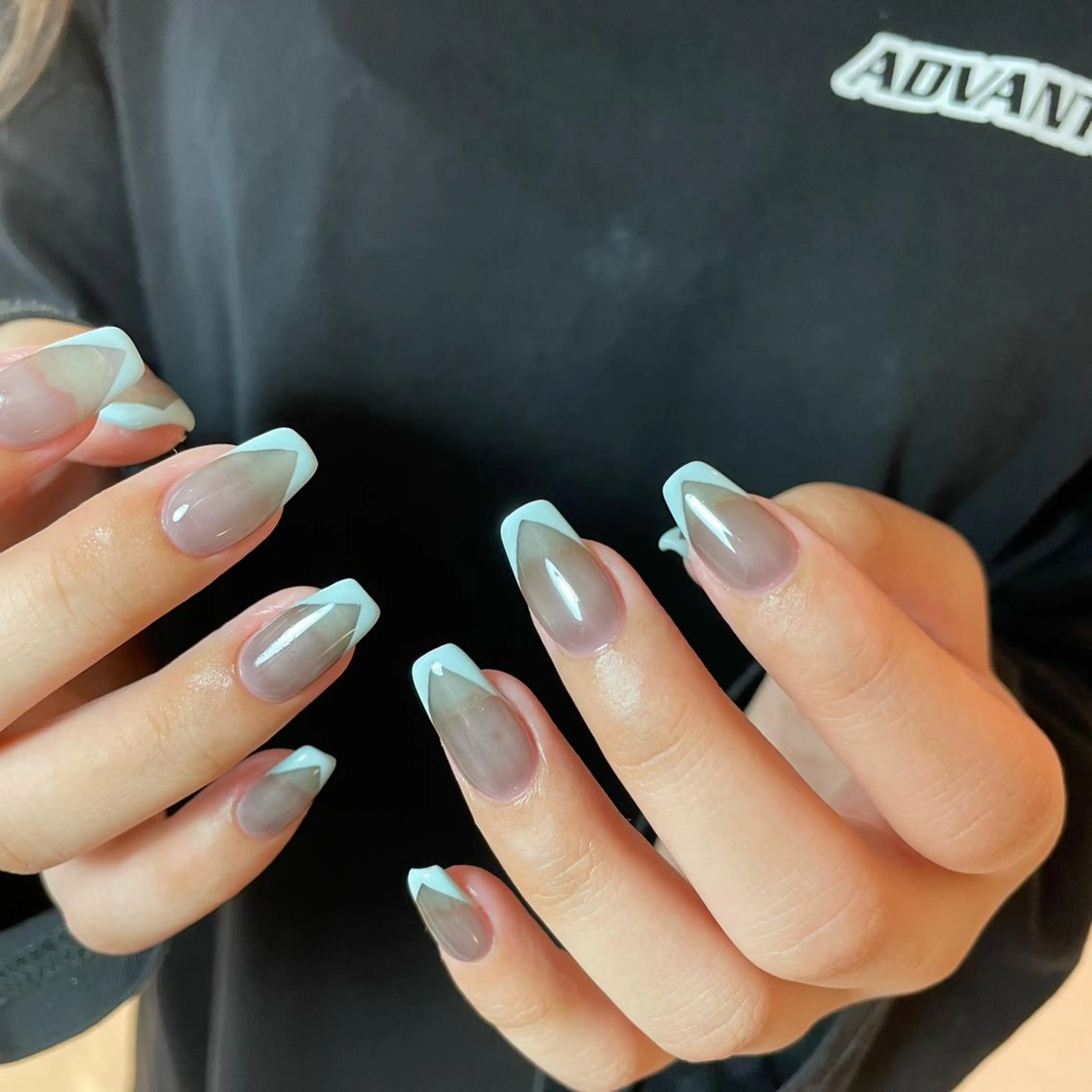 ネイル Atelier  Sii所属・Ami 🦥のネイルデザイン