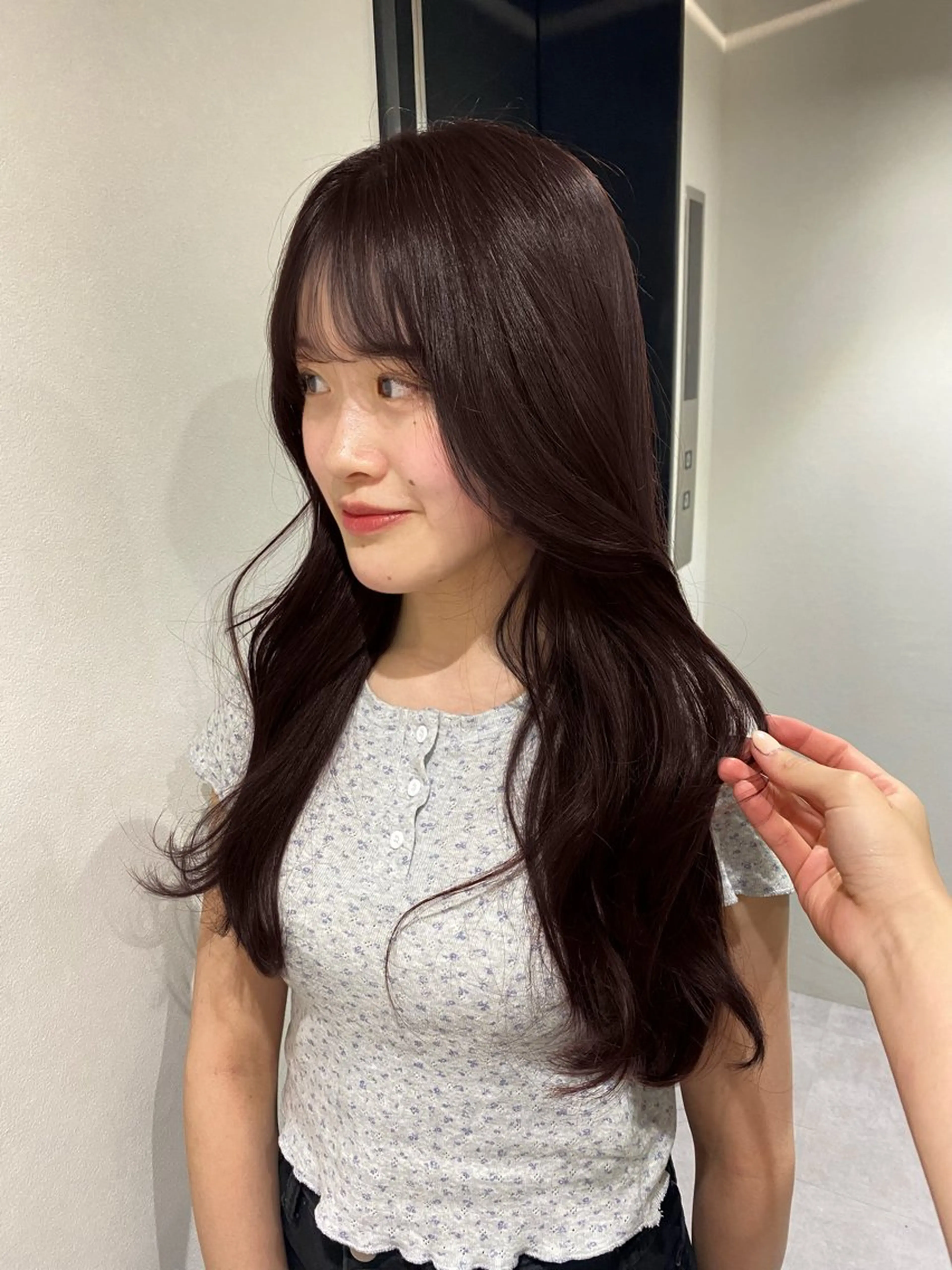 ロング カット ヘアカラー トリートメント 艶髪/縮毛矯正/ Core mikuaのヘアスタイル