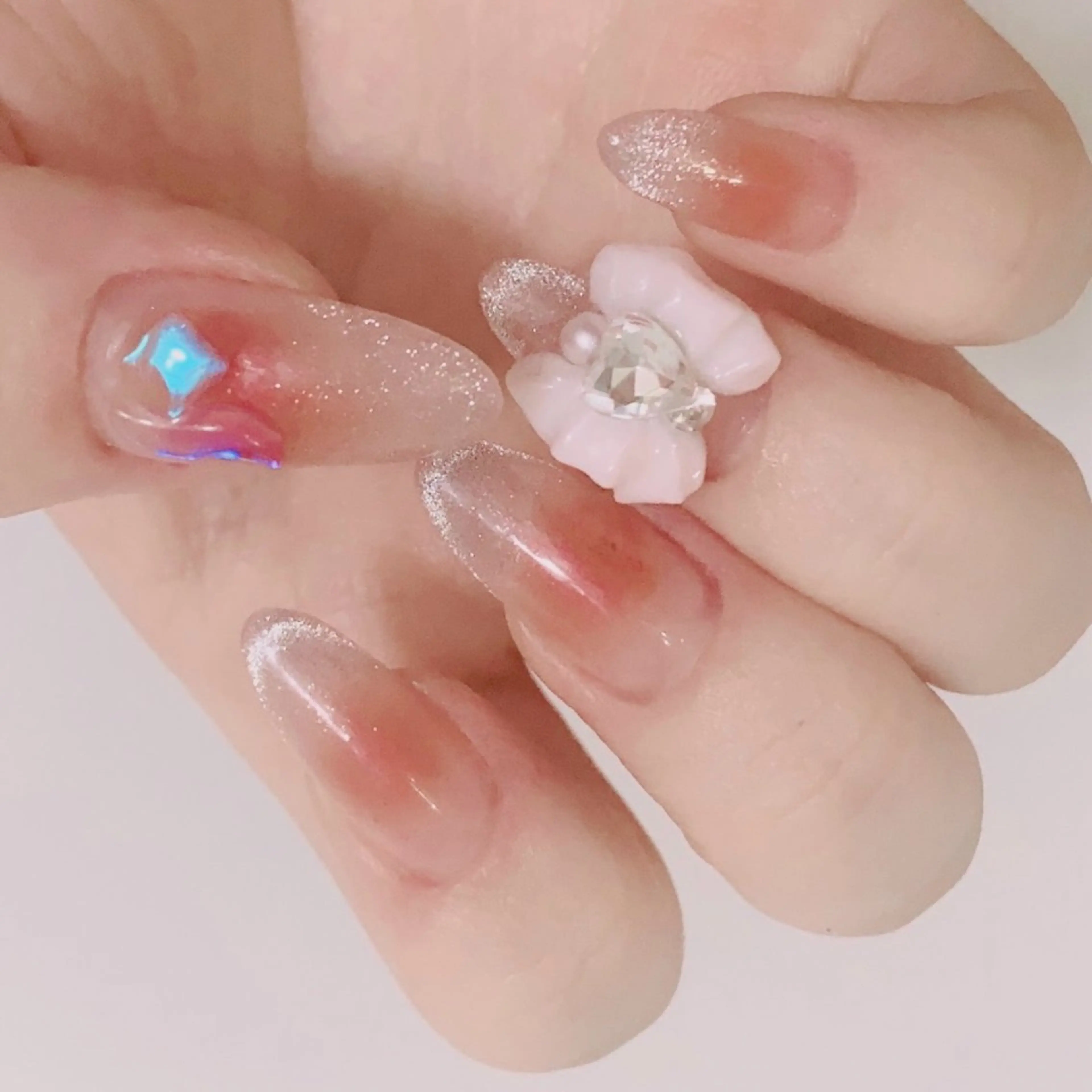 ネイル 久屋大通DEE arisa.Kのネイルデザイン