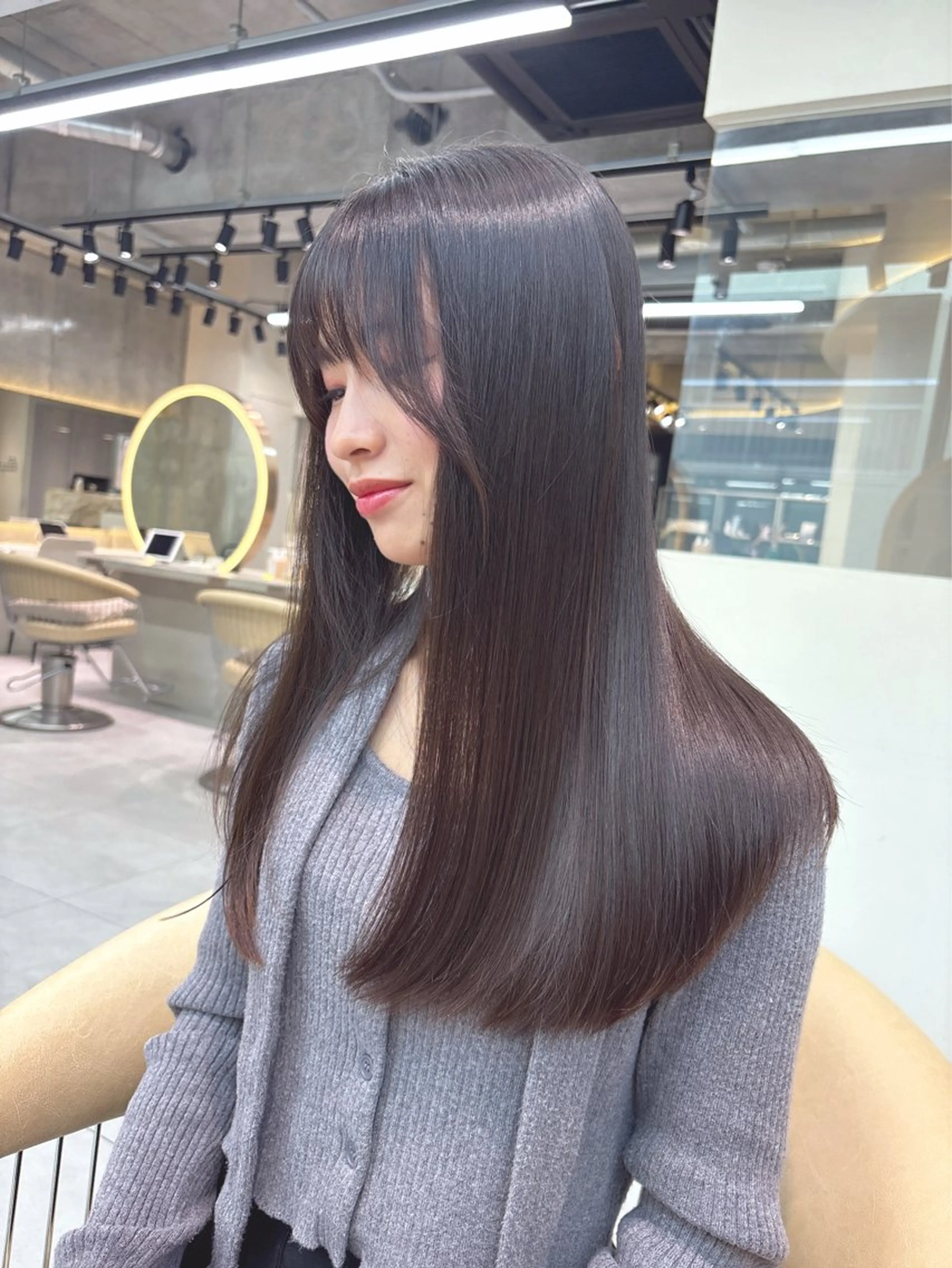 ロング カット 縮毛矯正 トリートメント 福岡縮毛矯正✨️ ストレート 向井和輝のヘアスタイル