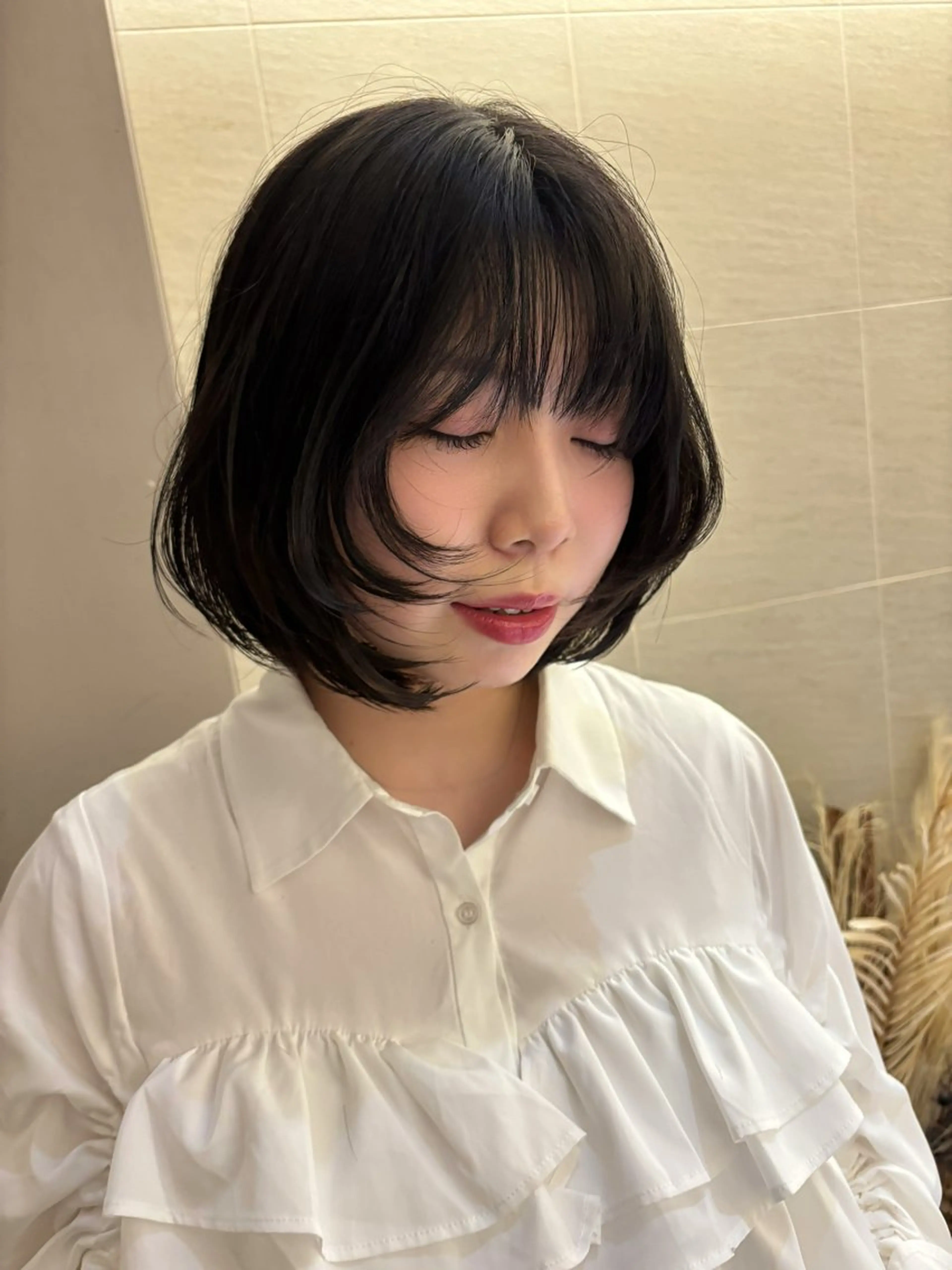 ミディアム ボブ レイヤーカット Rako .のヘアスタイル