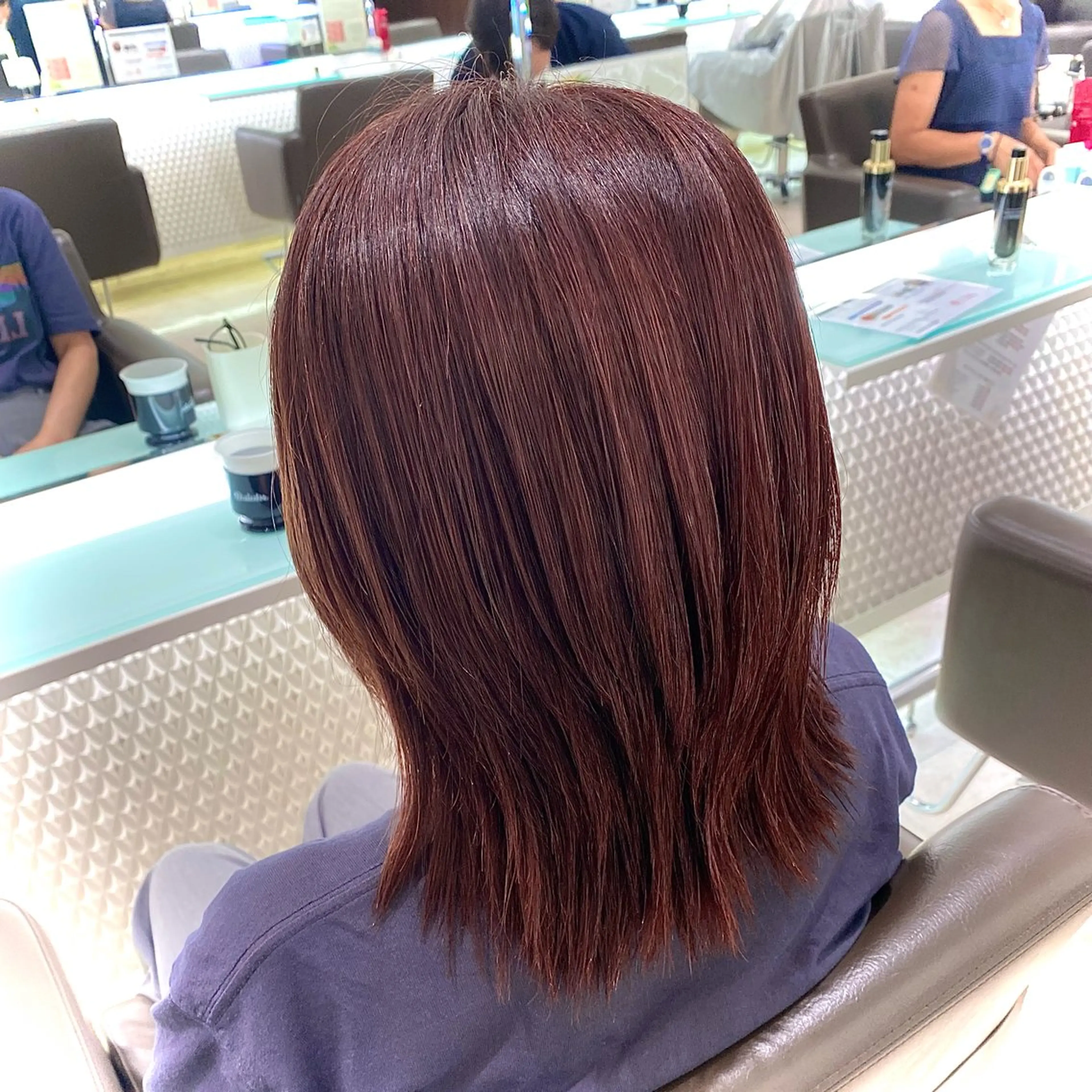 セミロング カラー ブラウンカラー くびれヘア くびれレイヤー レイヤーカット 🌼デザインカラー 🌼kumicoのヘアスタイル