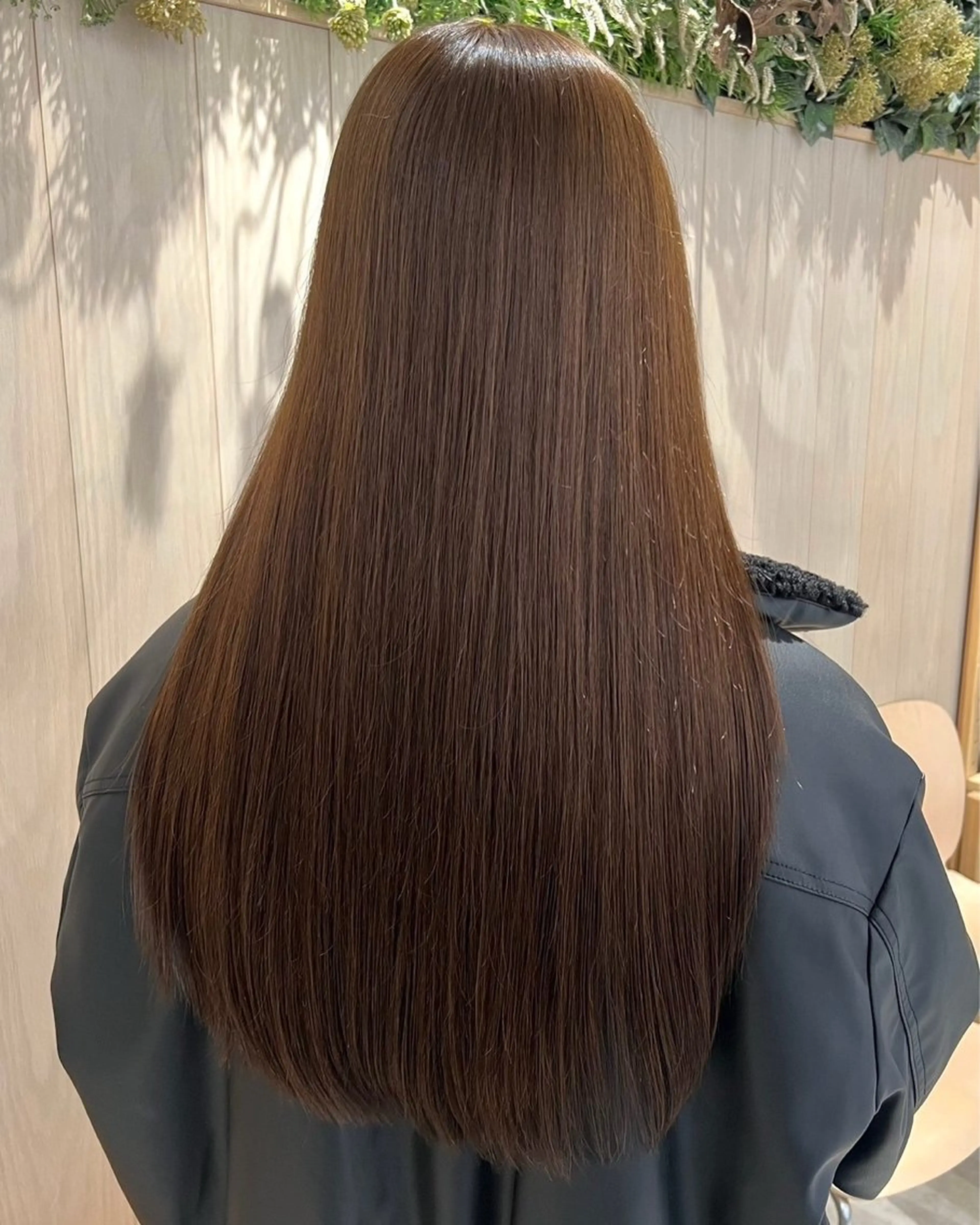 ロング 浅岡 太陽のヘアスタイル