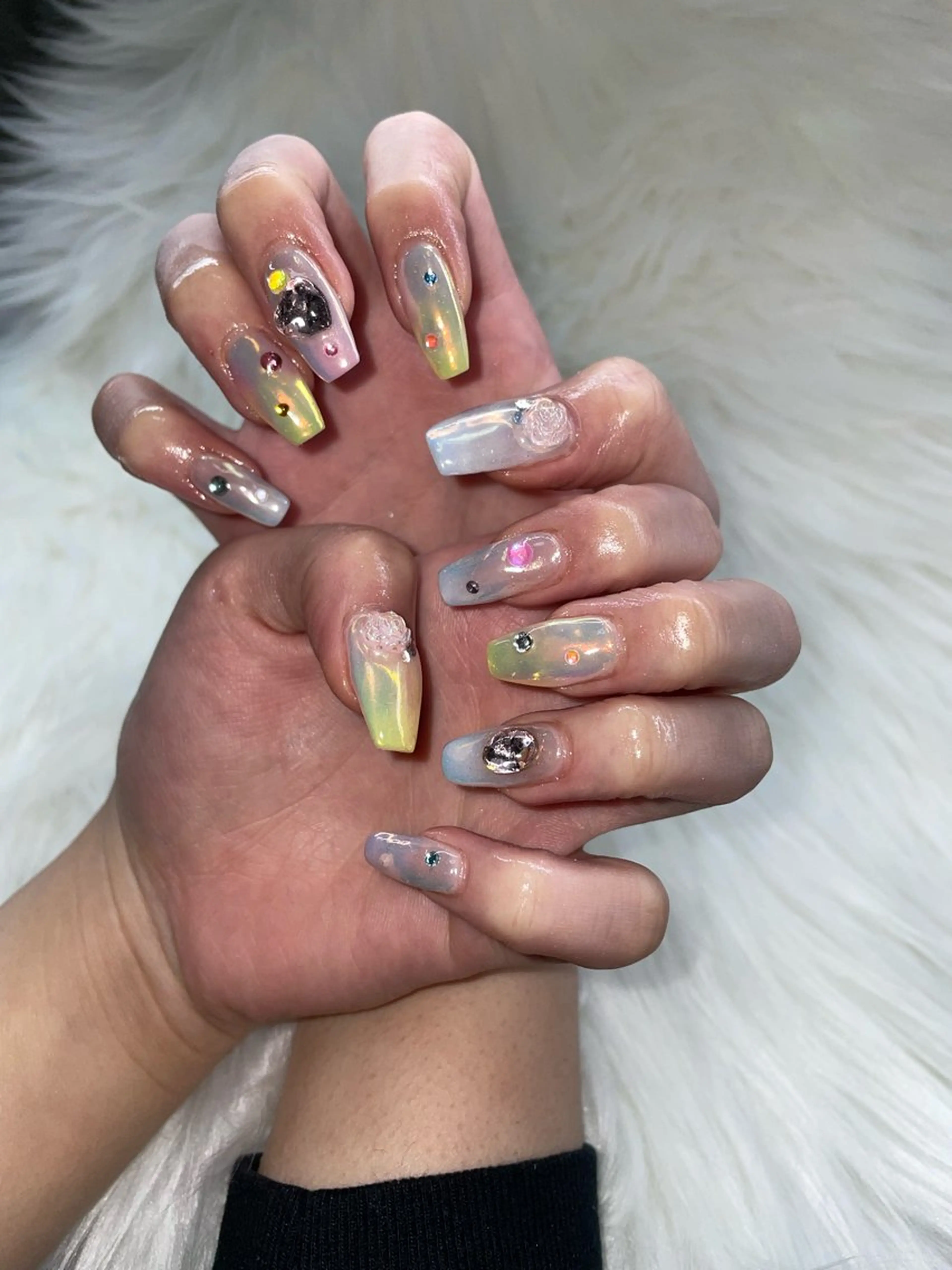 ネイル ハンドネイル 安永 彩香のネイルデザイン