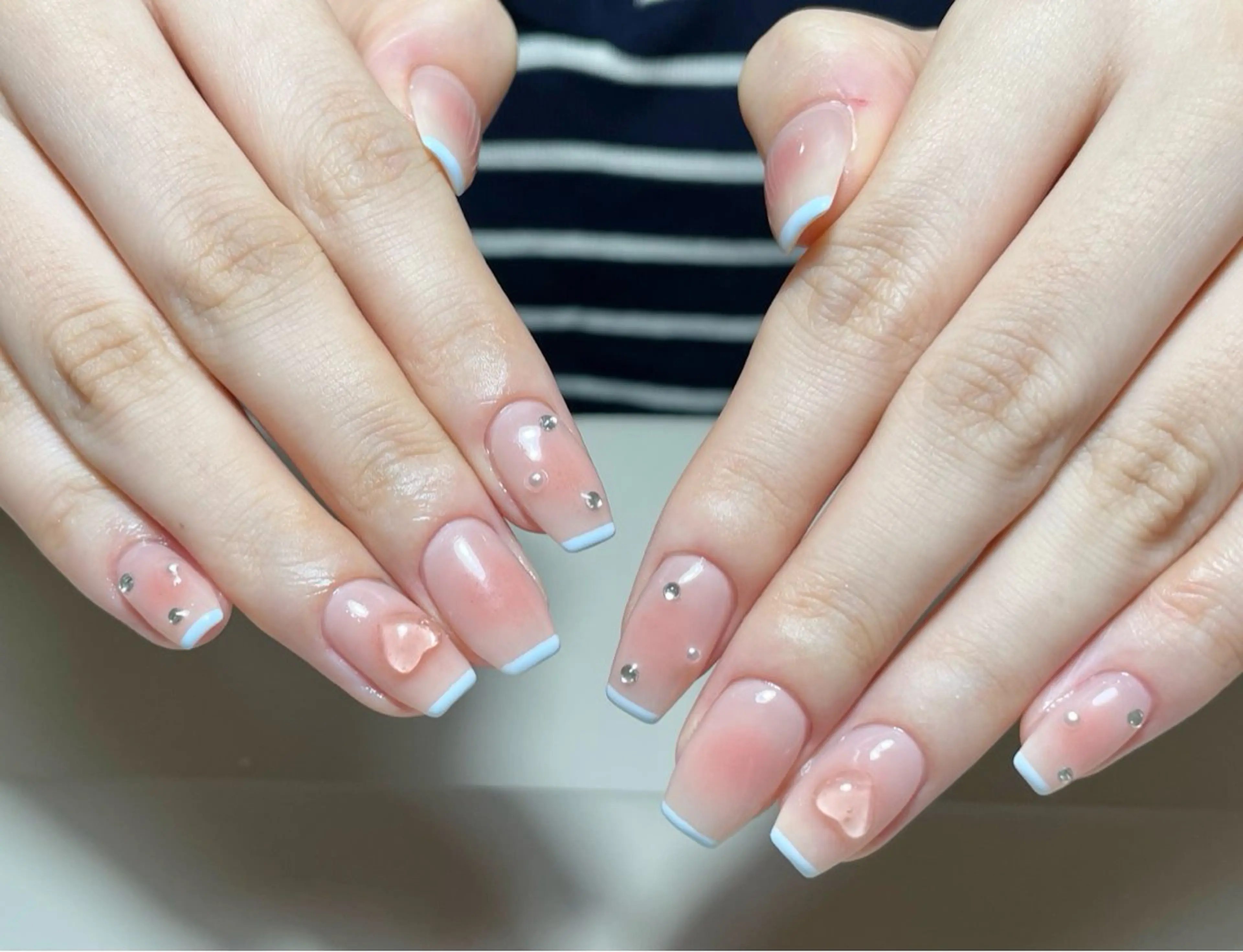 ネイル ハンドネイル ハンドケア 🍑 momo_nailのネイルデザイン