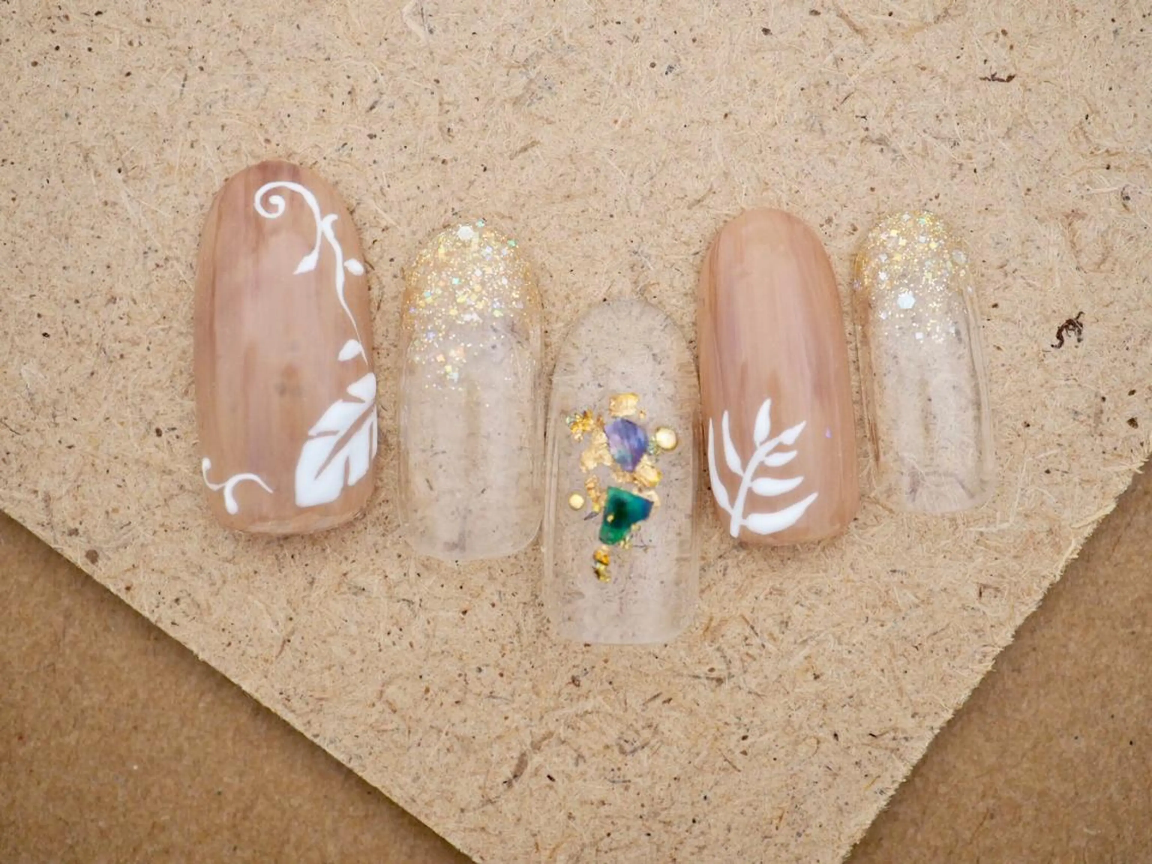 ネイル トップネイリスト Ribbon立川店のネイルデザイン