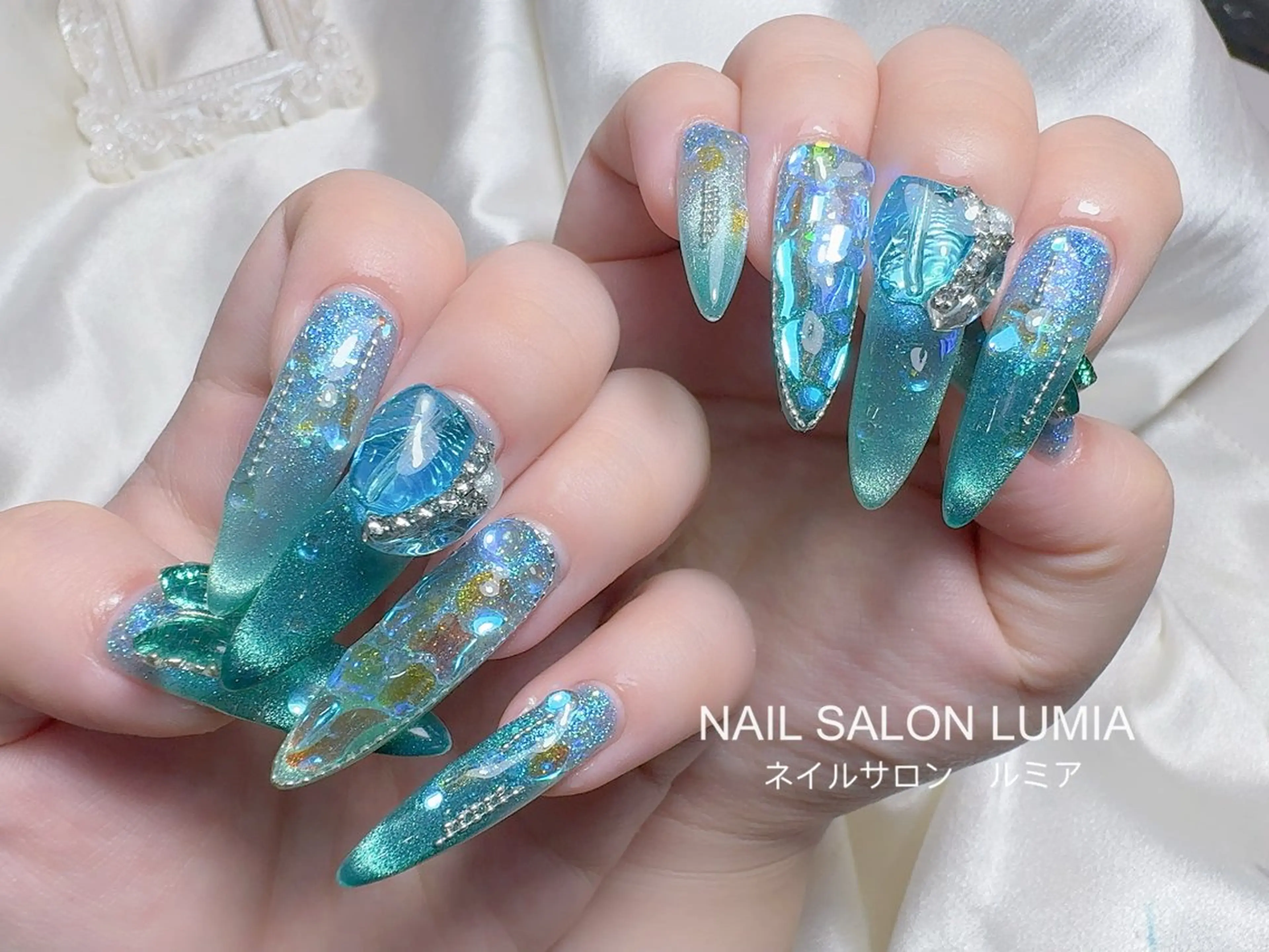 ネイル ハンドネイル ネイルサロン ルミア Lumia 店長のネイルデザイン