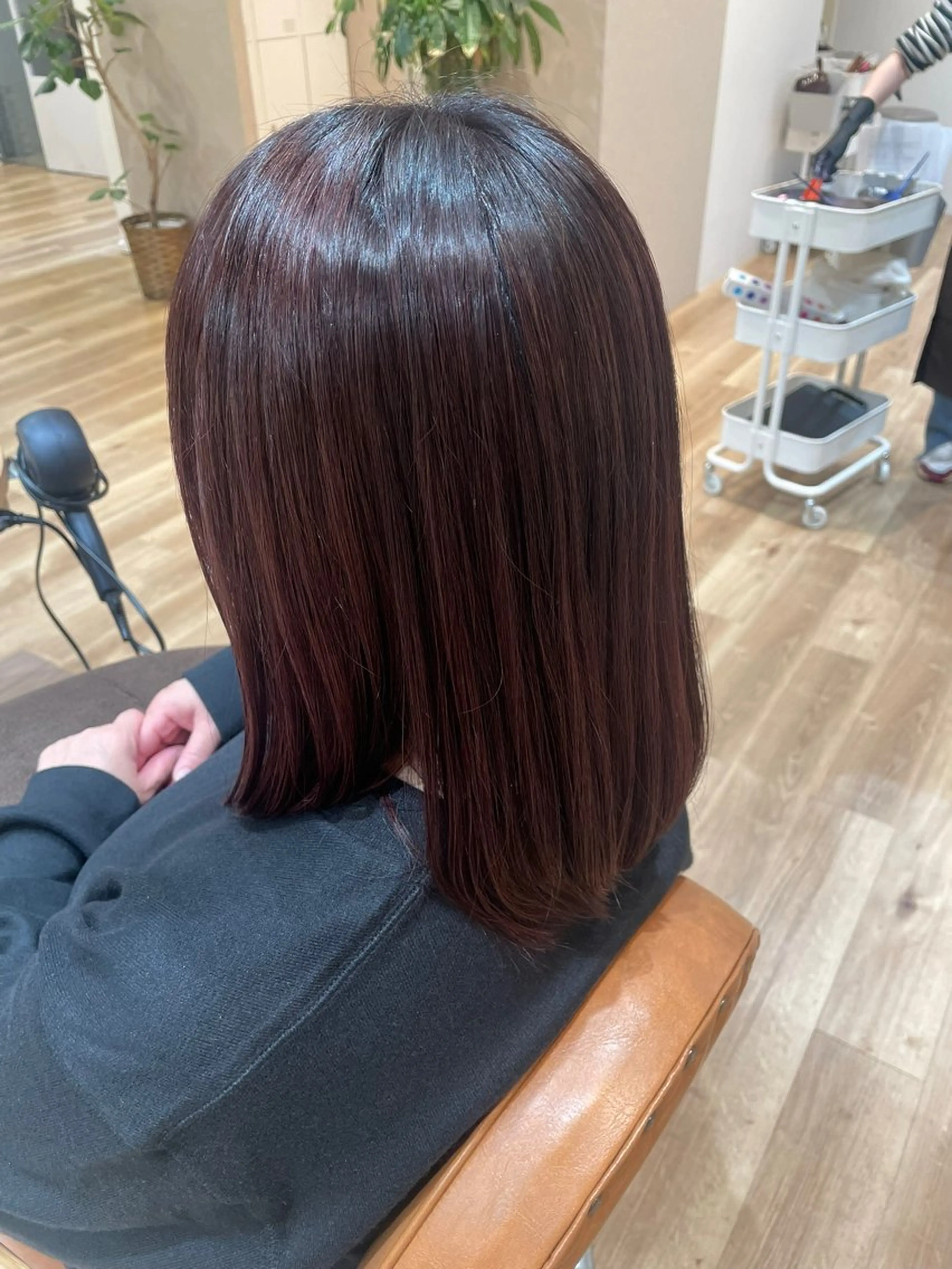 ミディアム ヘアカラー 福岡 音々のヘアスタイル