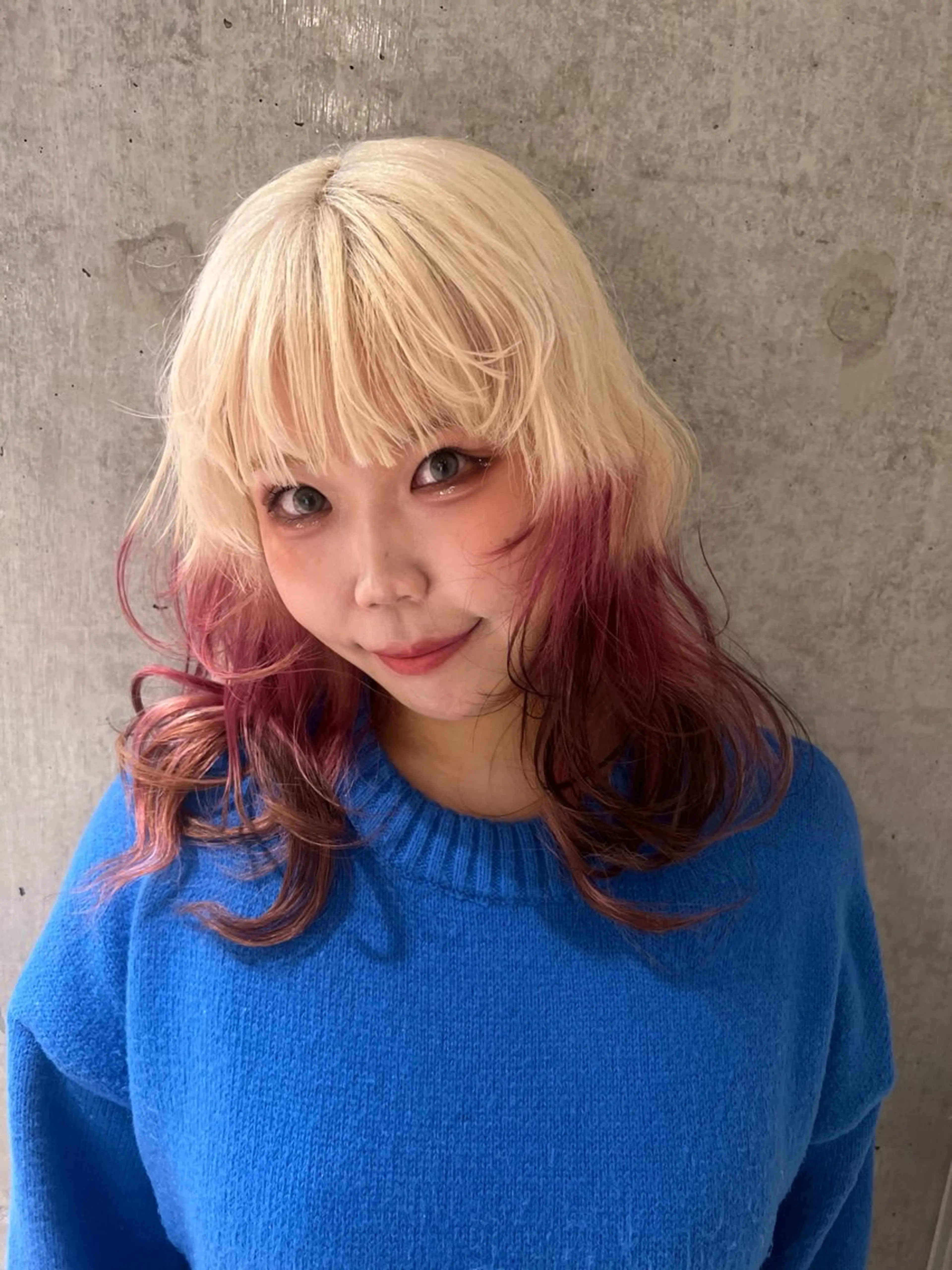 ロング カラー ブロンド デザインカラー ヘアカラー ニーナ/MONIQA /ハイトーンカラーのヘアスタイル