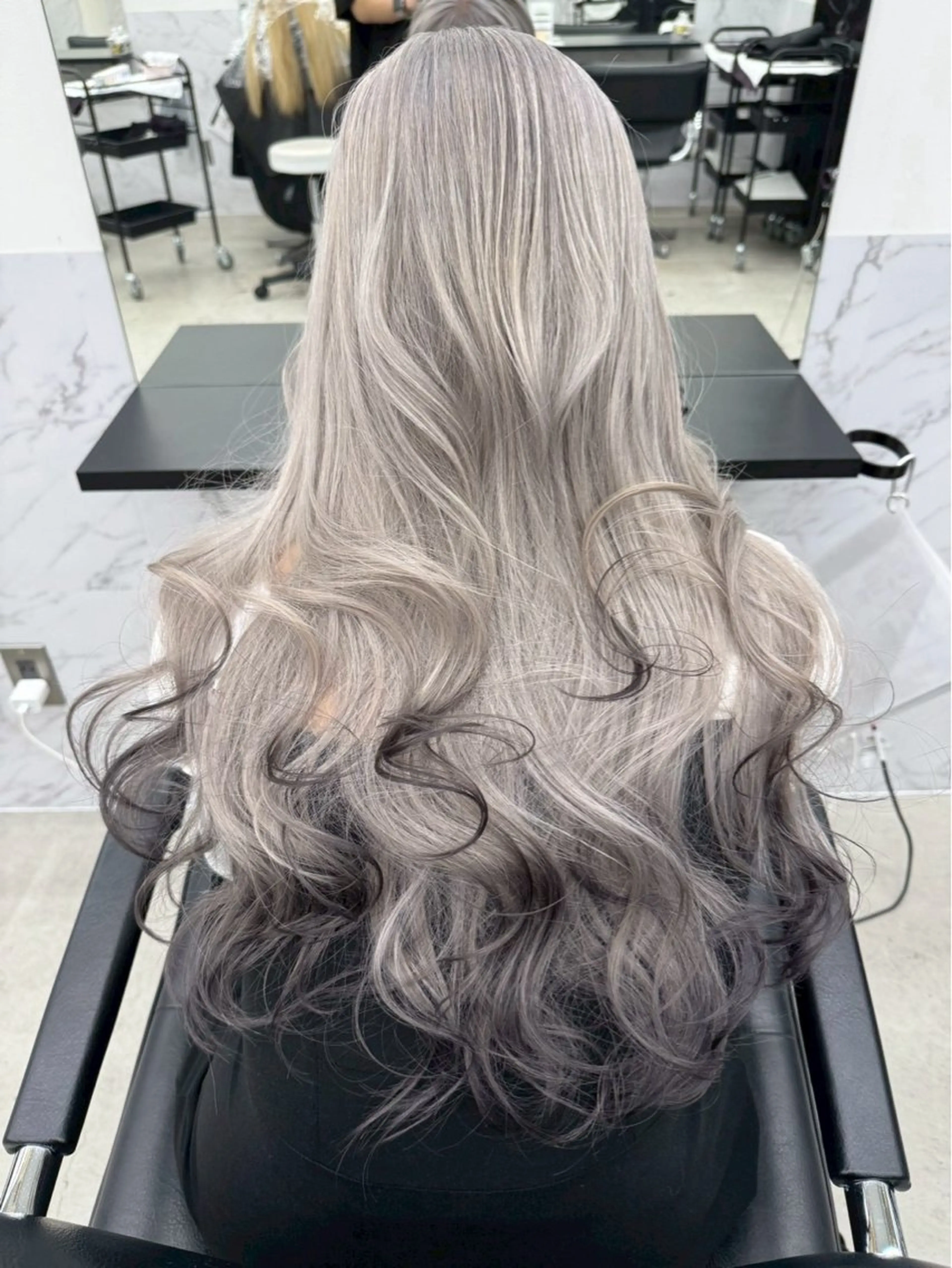 カラー 伊藤 七奈のヘアスタイル