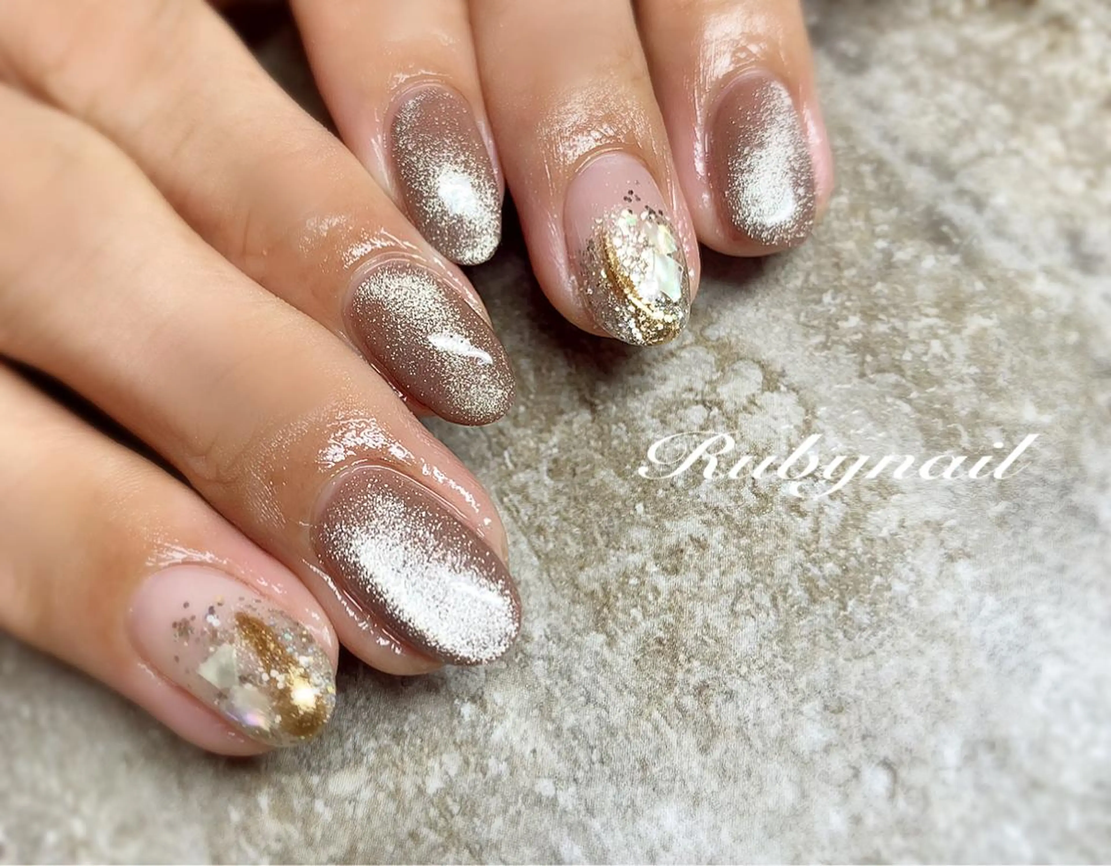 ネイル アートネイル キラキラネイル マグネットネイル ハンドネイル プライベートサロン Rubynailのネイルデザイン