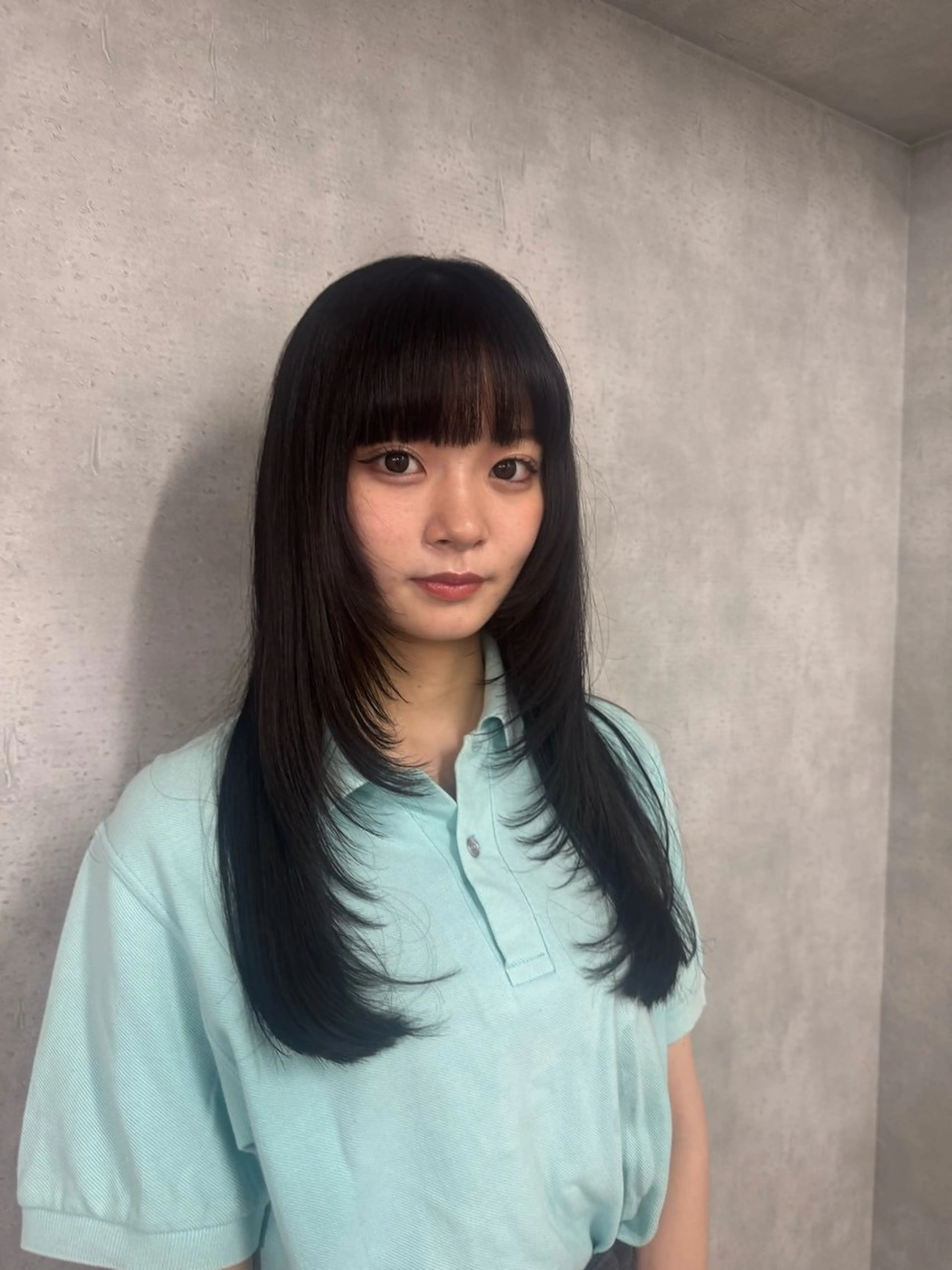 ロング anon Loemのヘアスタイル