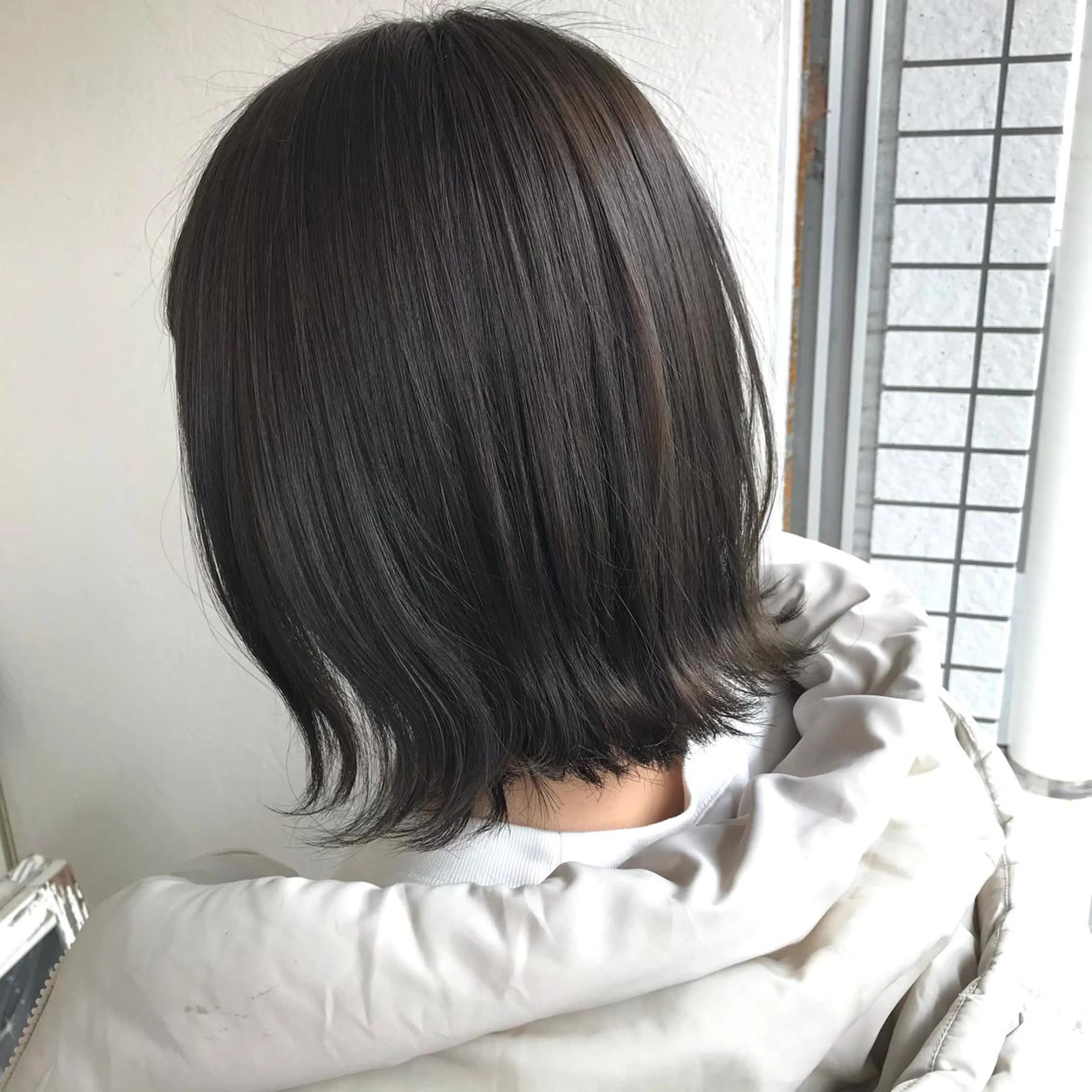 ミディアム アッシュ ネモトメイナ🌿‬ 今月末で退職しますのヘアスタイル