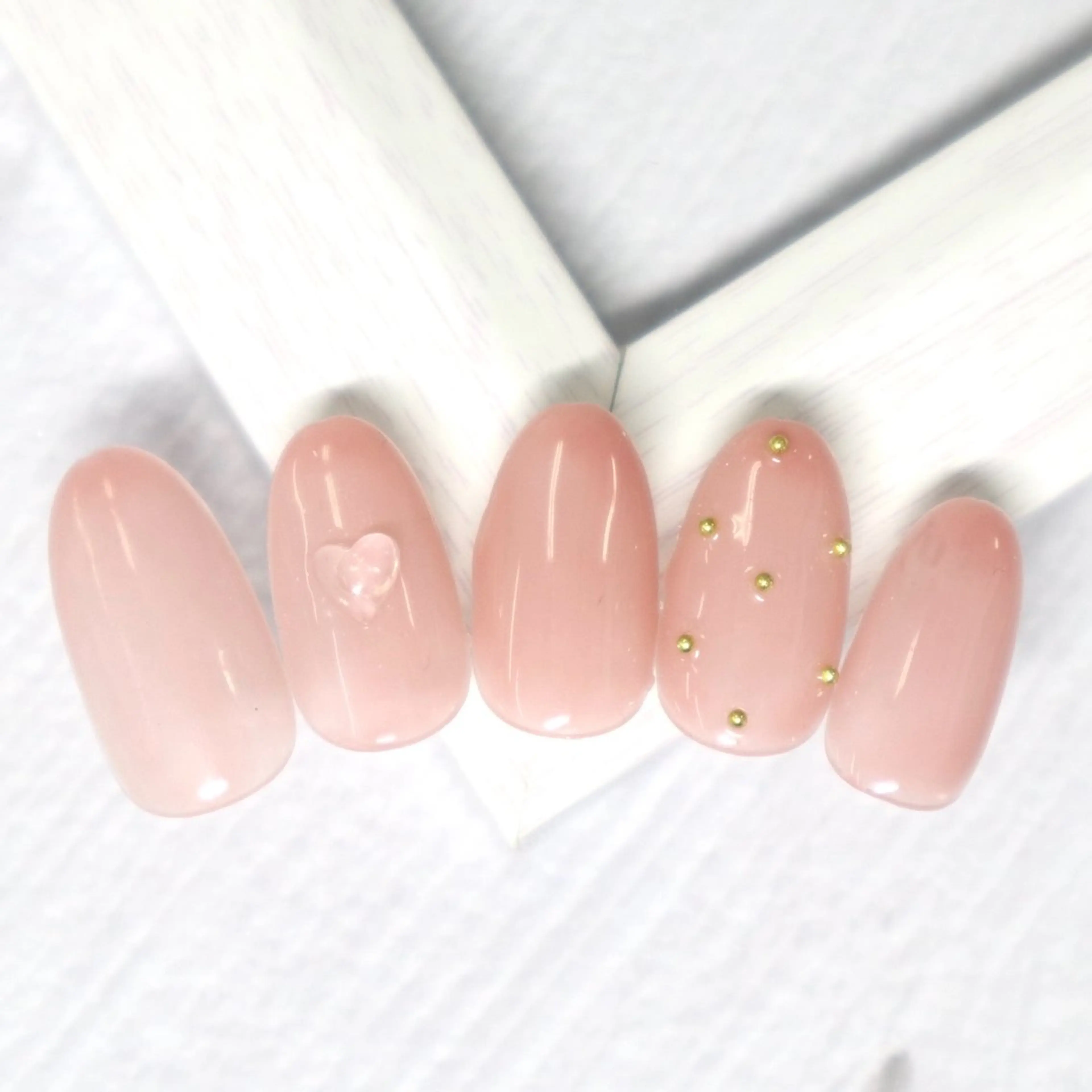 ネイル L‘ねいる 江坂店 エルネイルエサカテンのネイルデザイン