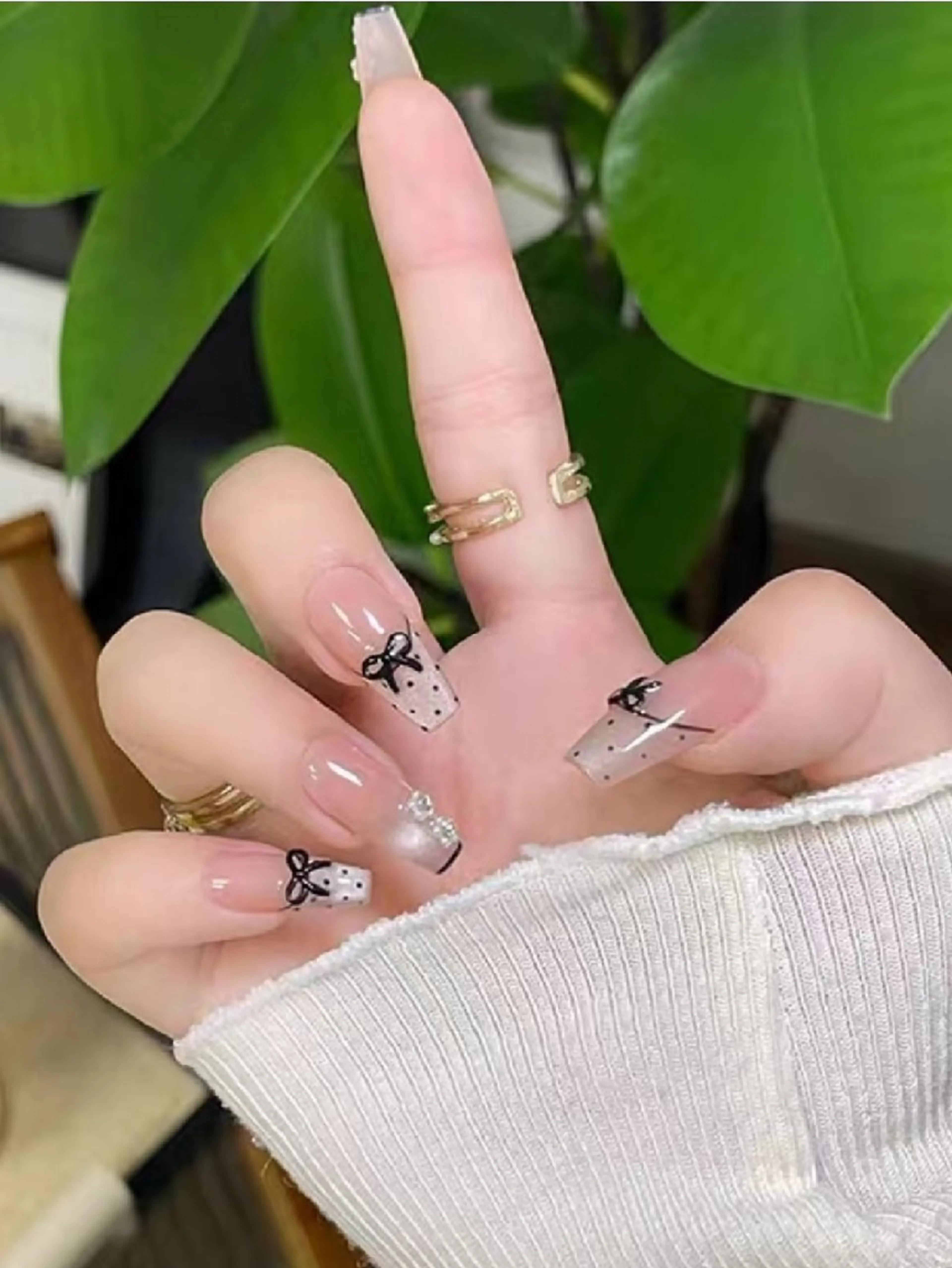 ネイル ハンドネイル Theone栄店 伊藤のネイルデザイン