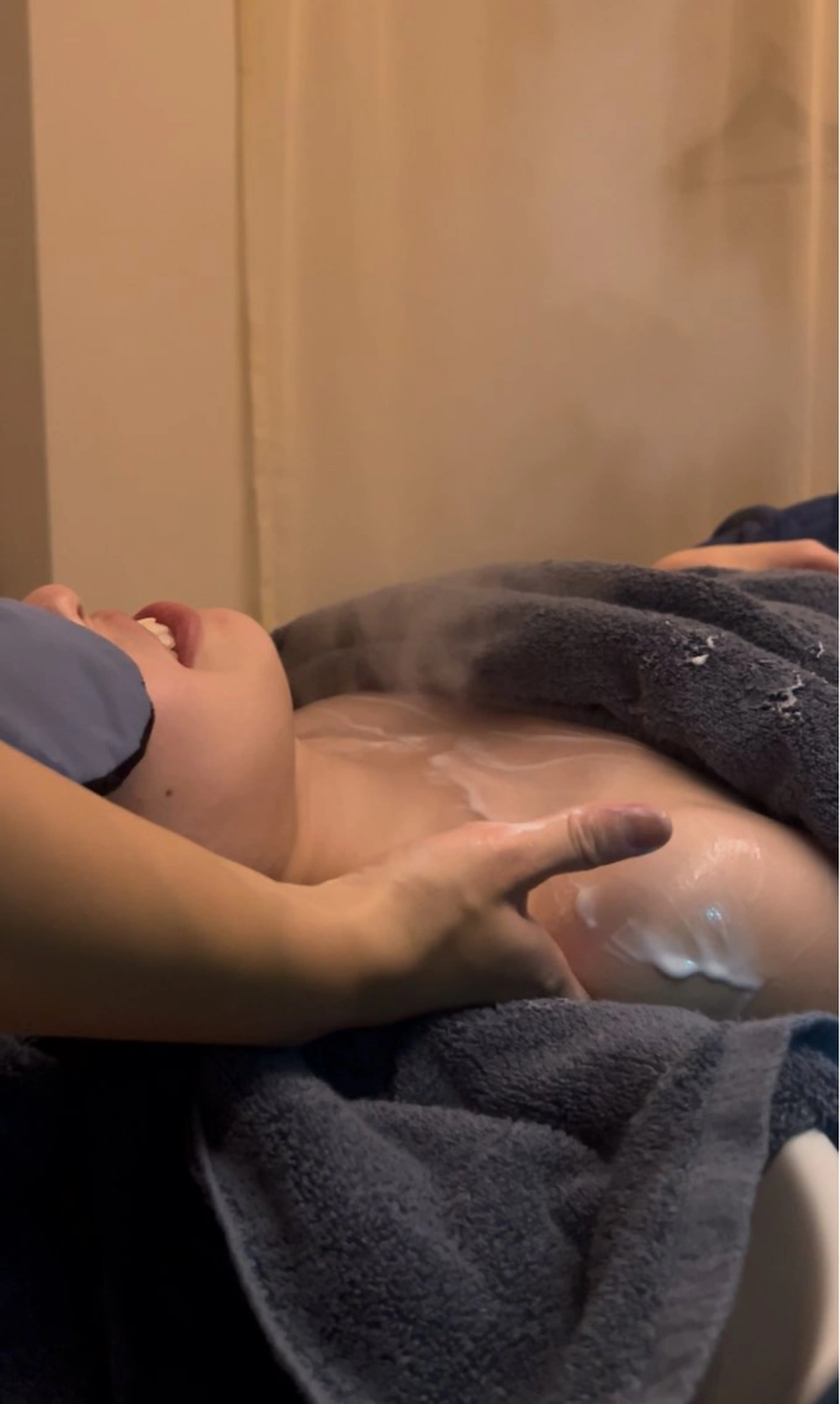 【1時間30分コース🍀】極上ヘッドスパ➕首・肩・デコルテ➕シャンプートリートメント※お着替え有・無お選びいただけますの写真