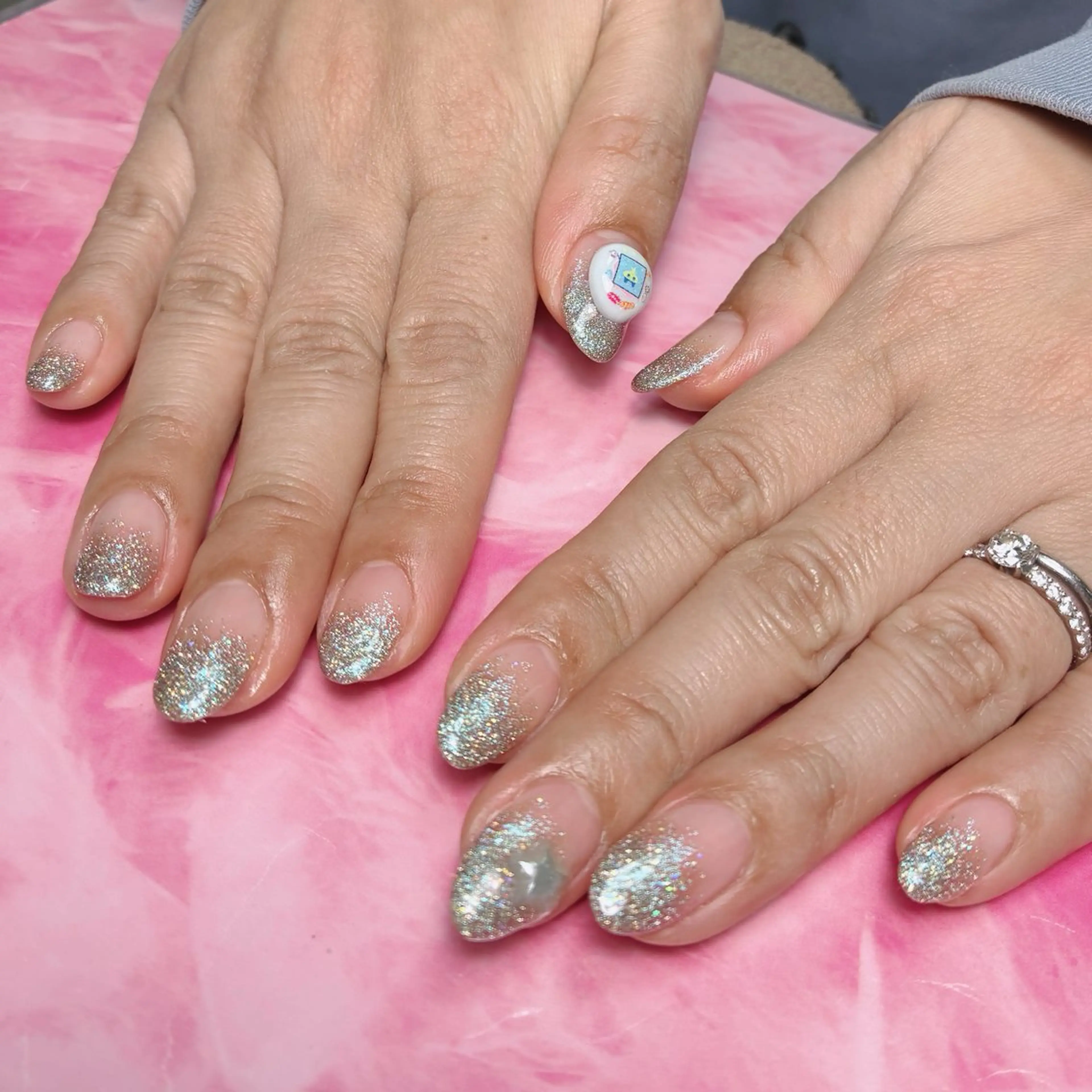 ミディアム hs nail salonのネイルデザイン