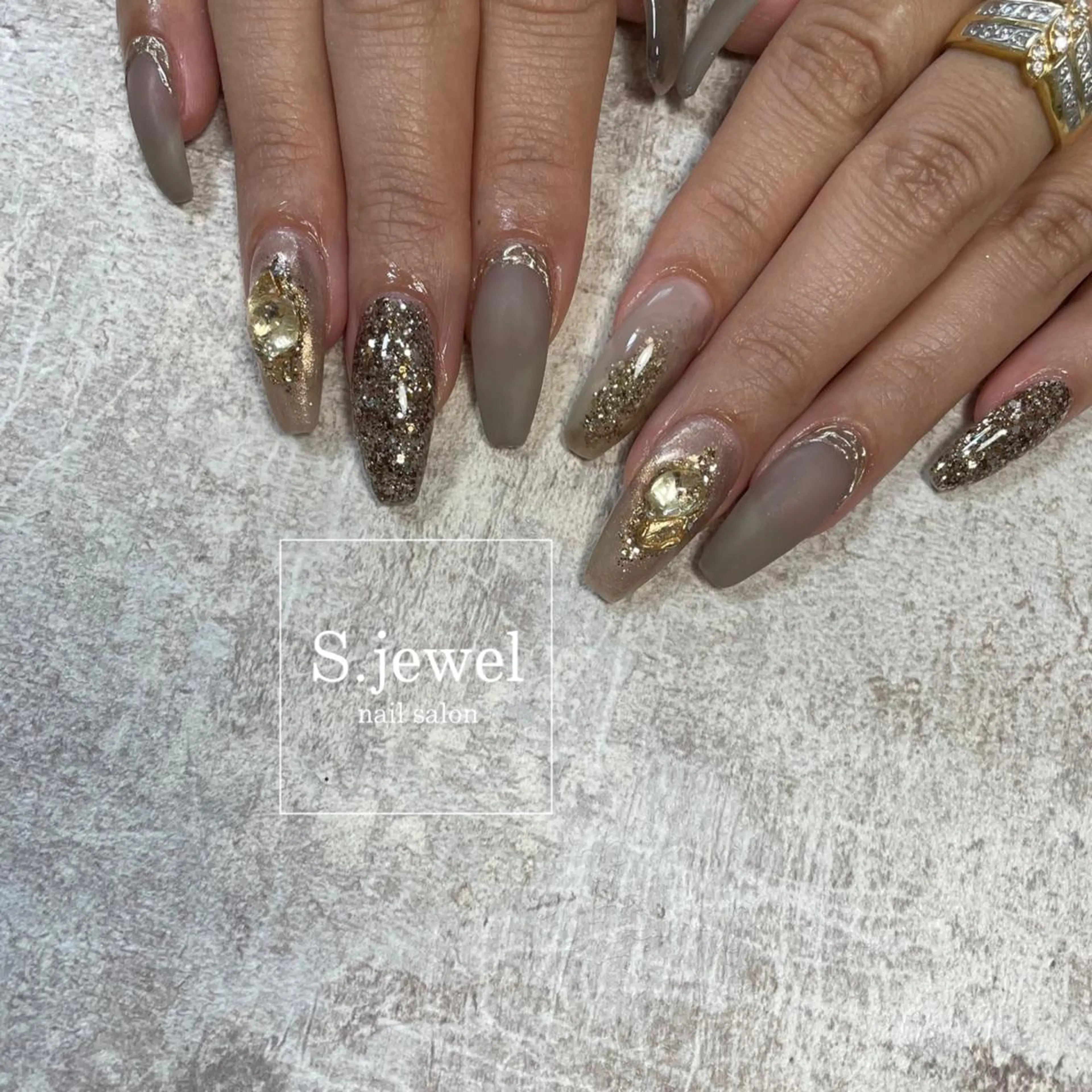 ネイル S. JEWELのネイルデザイン
